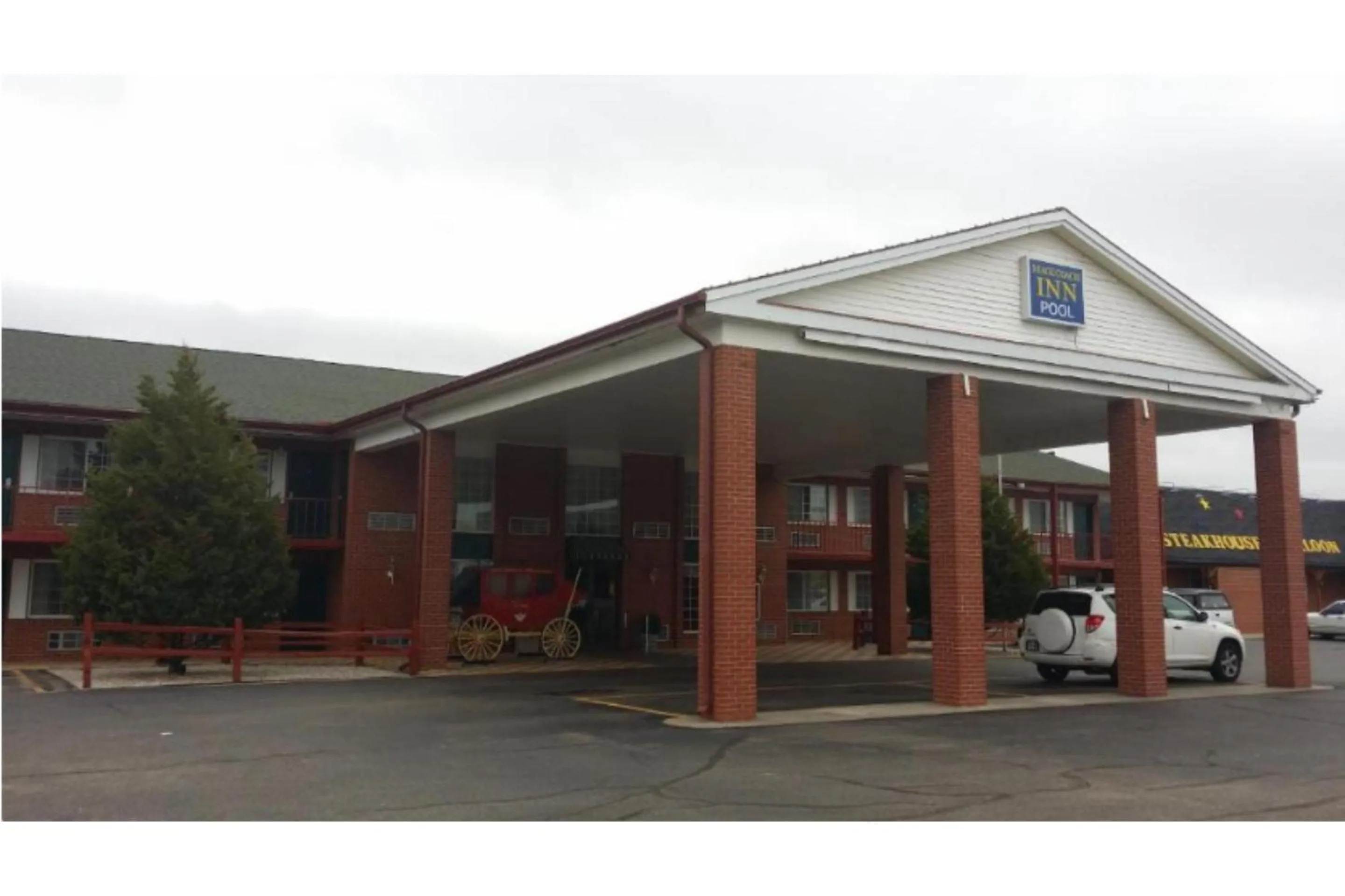 Parking in Stage Coach Inn By Capital O Ogallala I 80