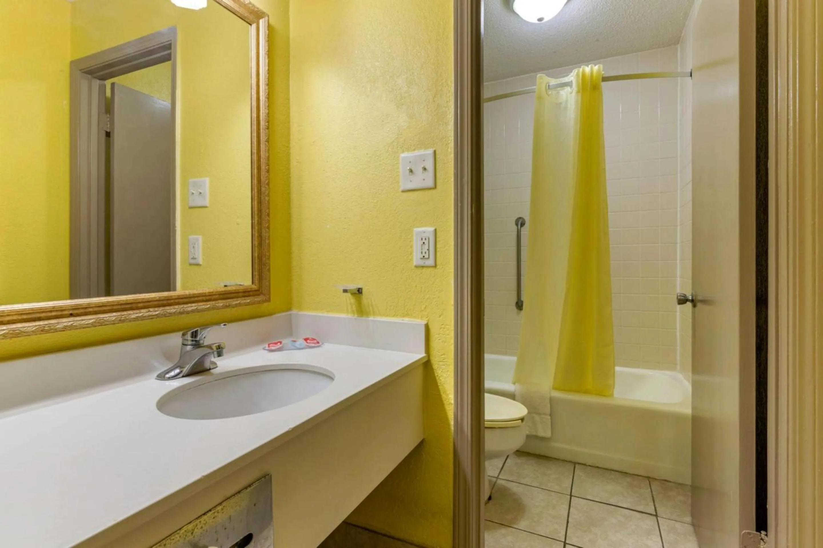 Bathroom in Travelers Inn Douglas By OYO US-441