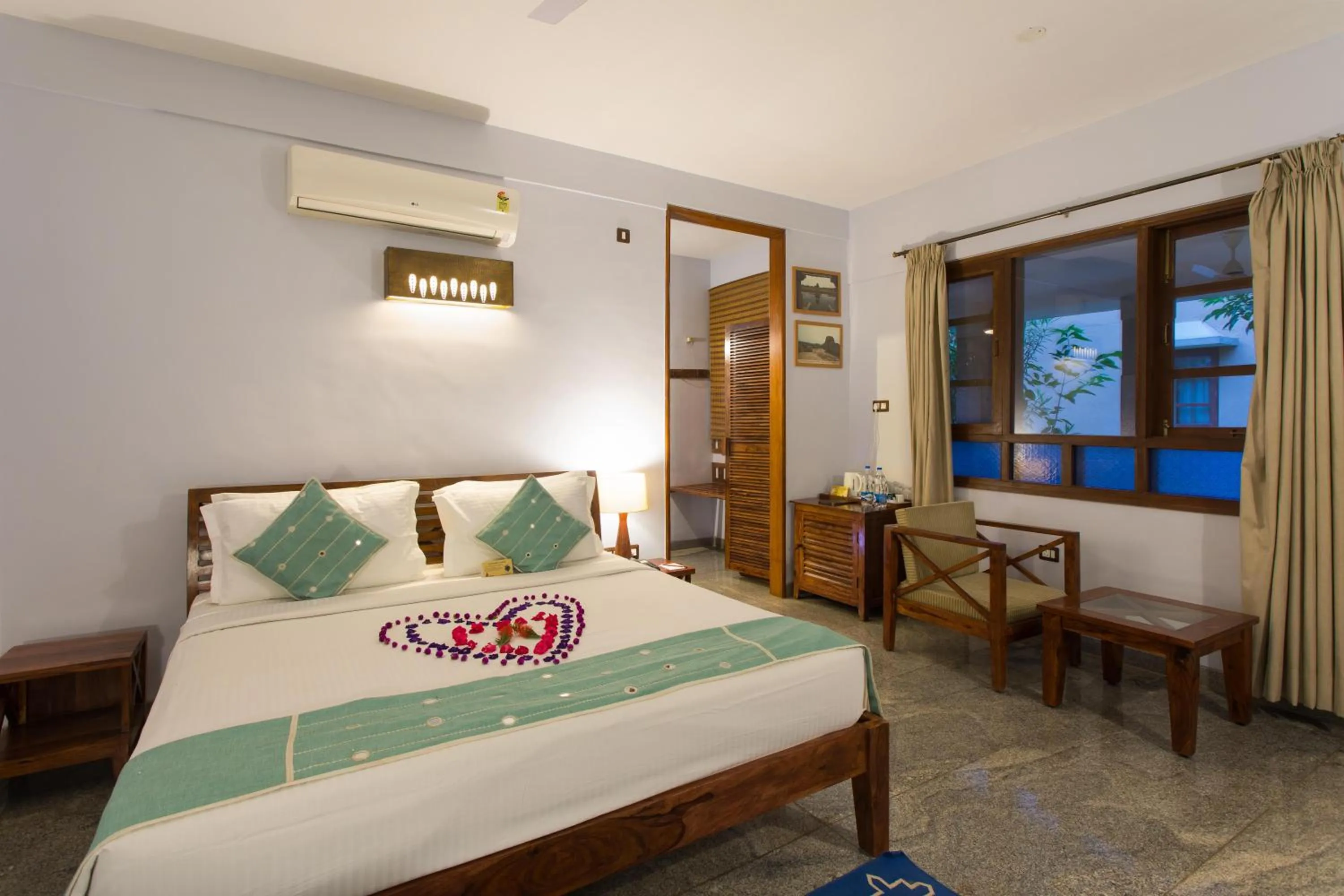 Bed in Heritage Resort Hampi