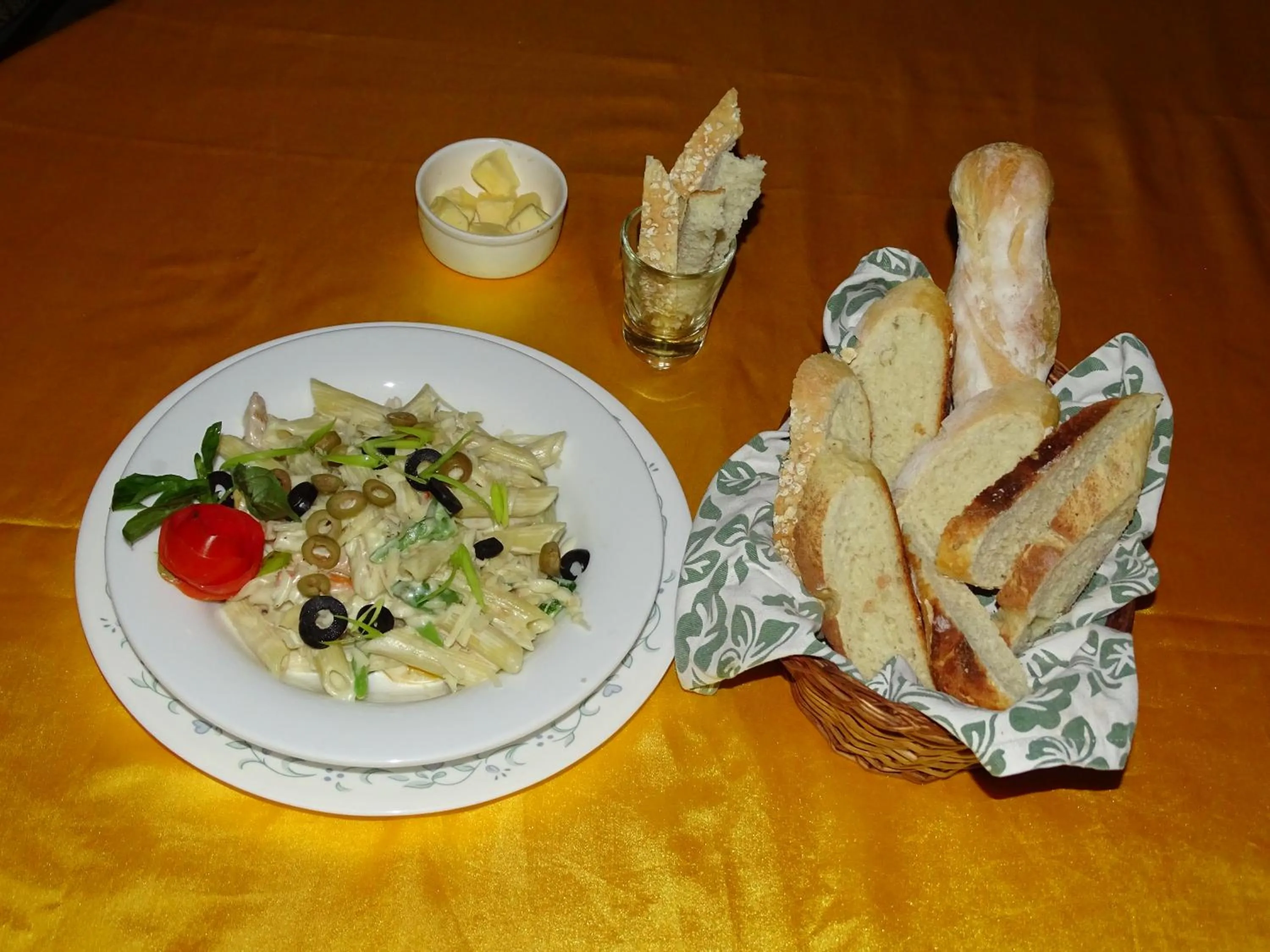 Food and drinks in Heritage Resort Hampi