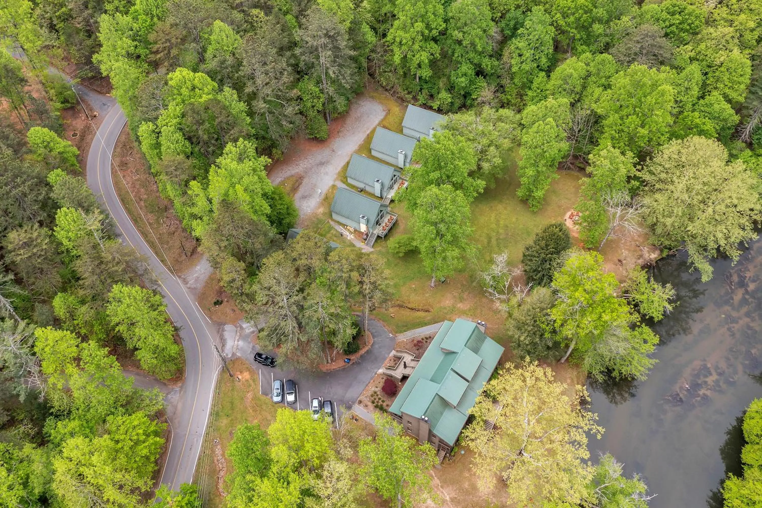 Property building in Coosawattee River Resort