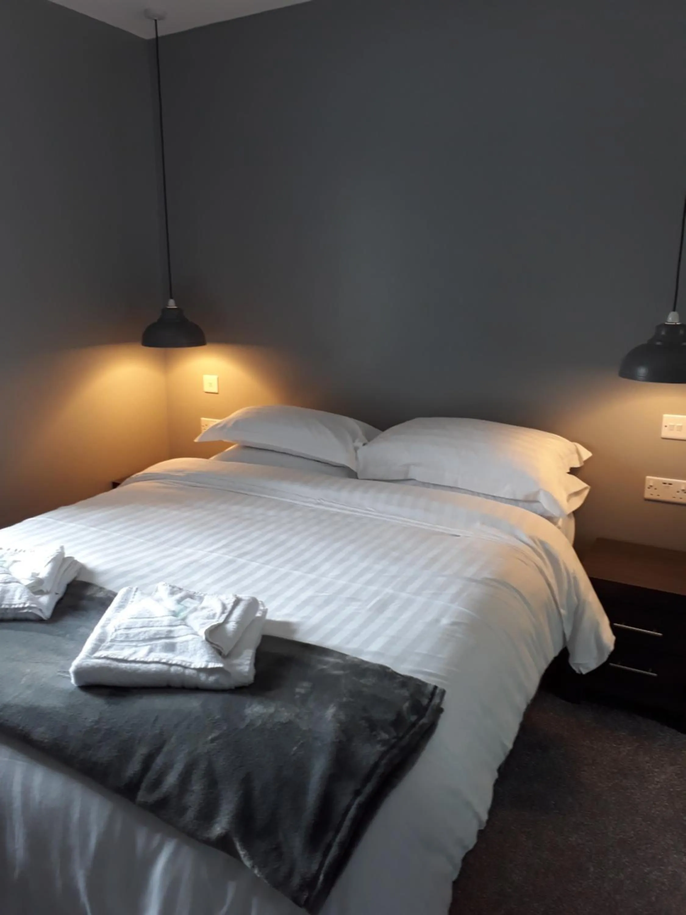 Bed in Old Coach House At The Golden Lion