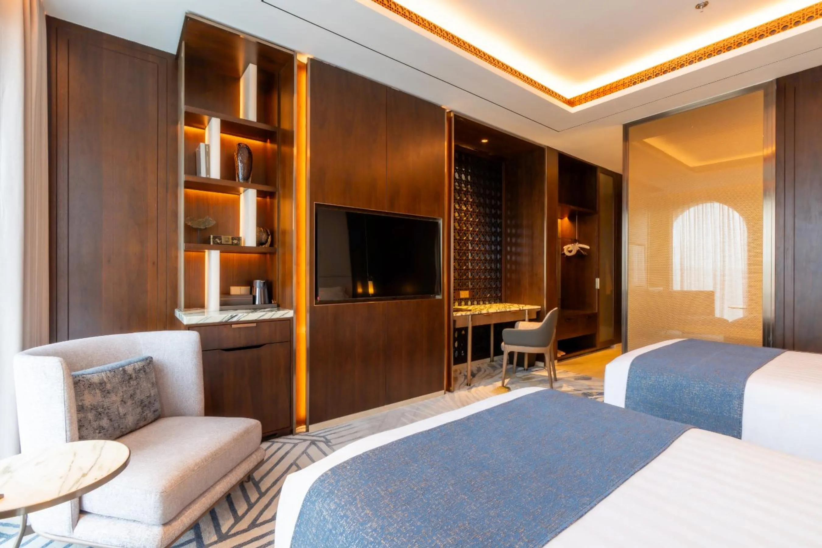 Bedroom, Bed in Arjuna Solitaire Hotel