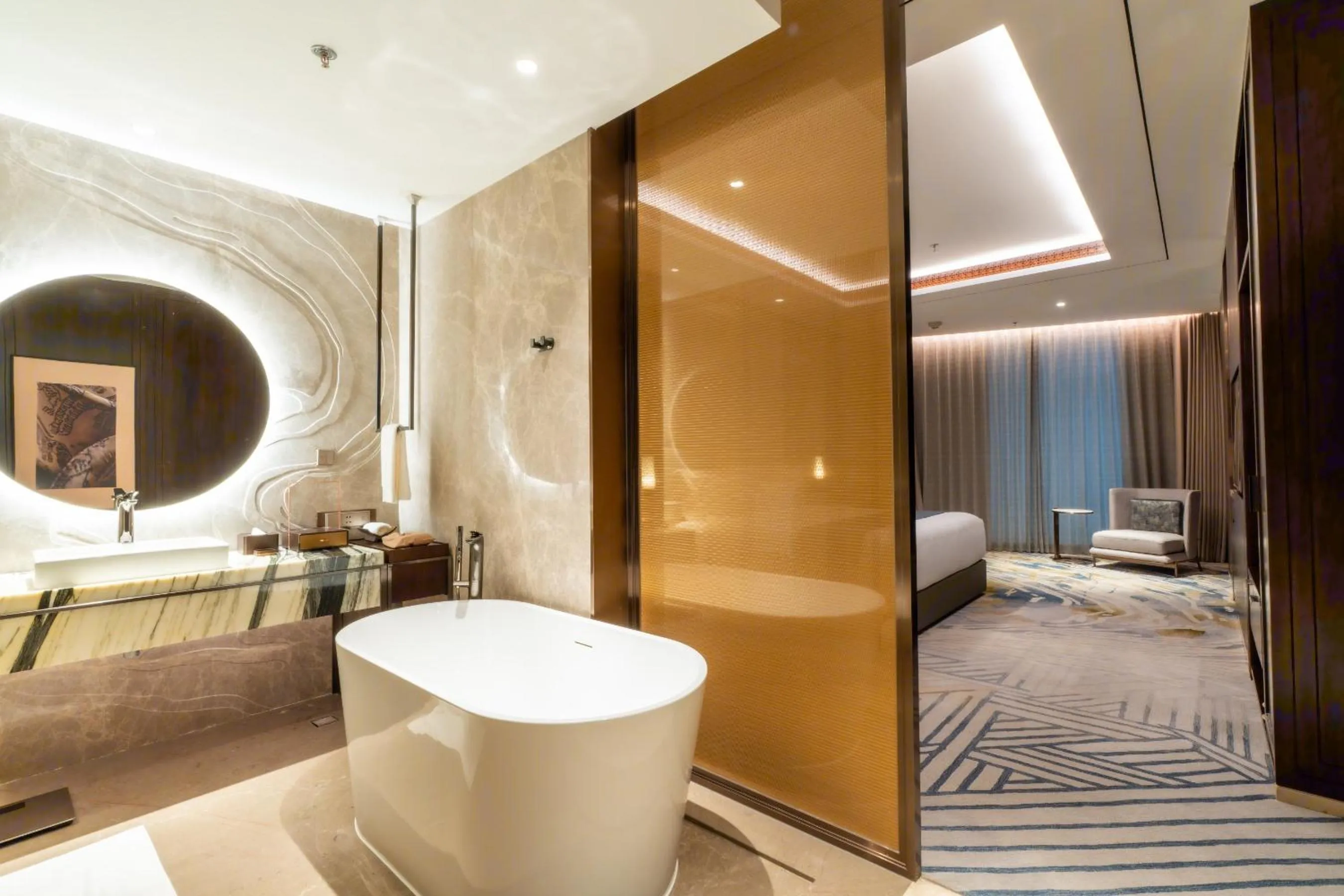 Bathroom in Arjuna Solitaire Hotel