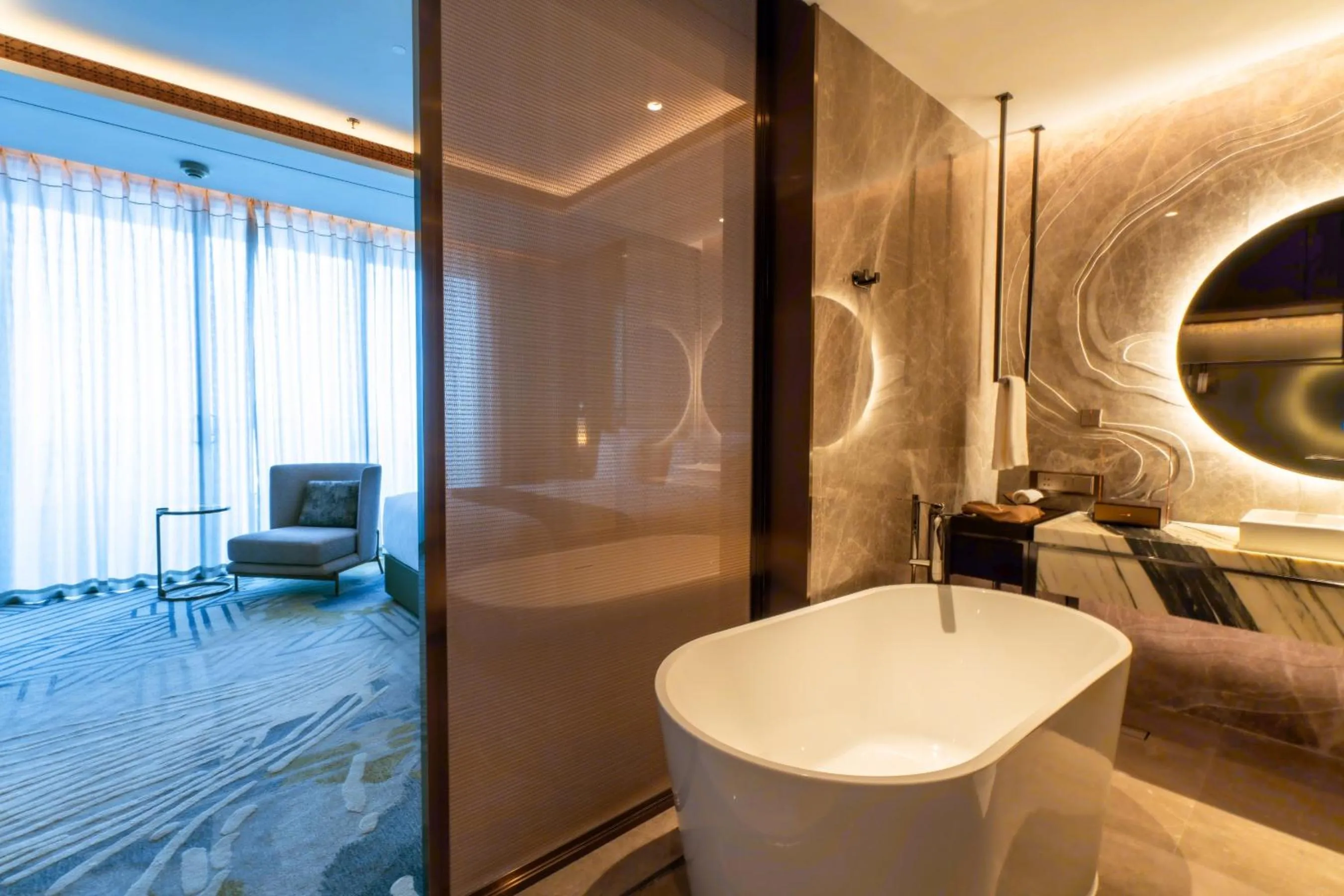 Bathroom in Arjuna Solitaire Hotel