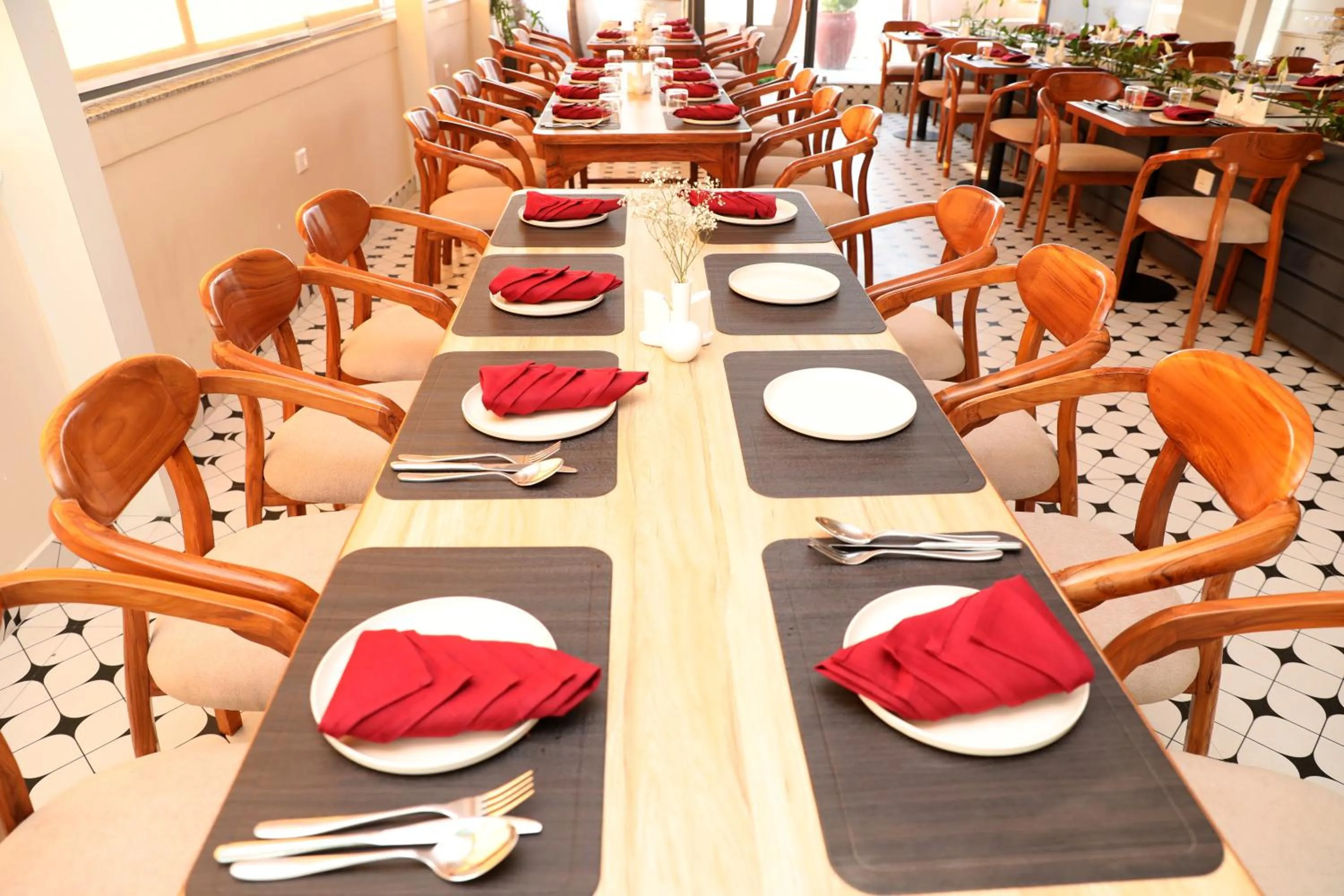 Restaurant/places to eat in Hotel Marcopolo