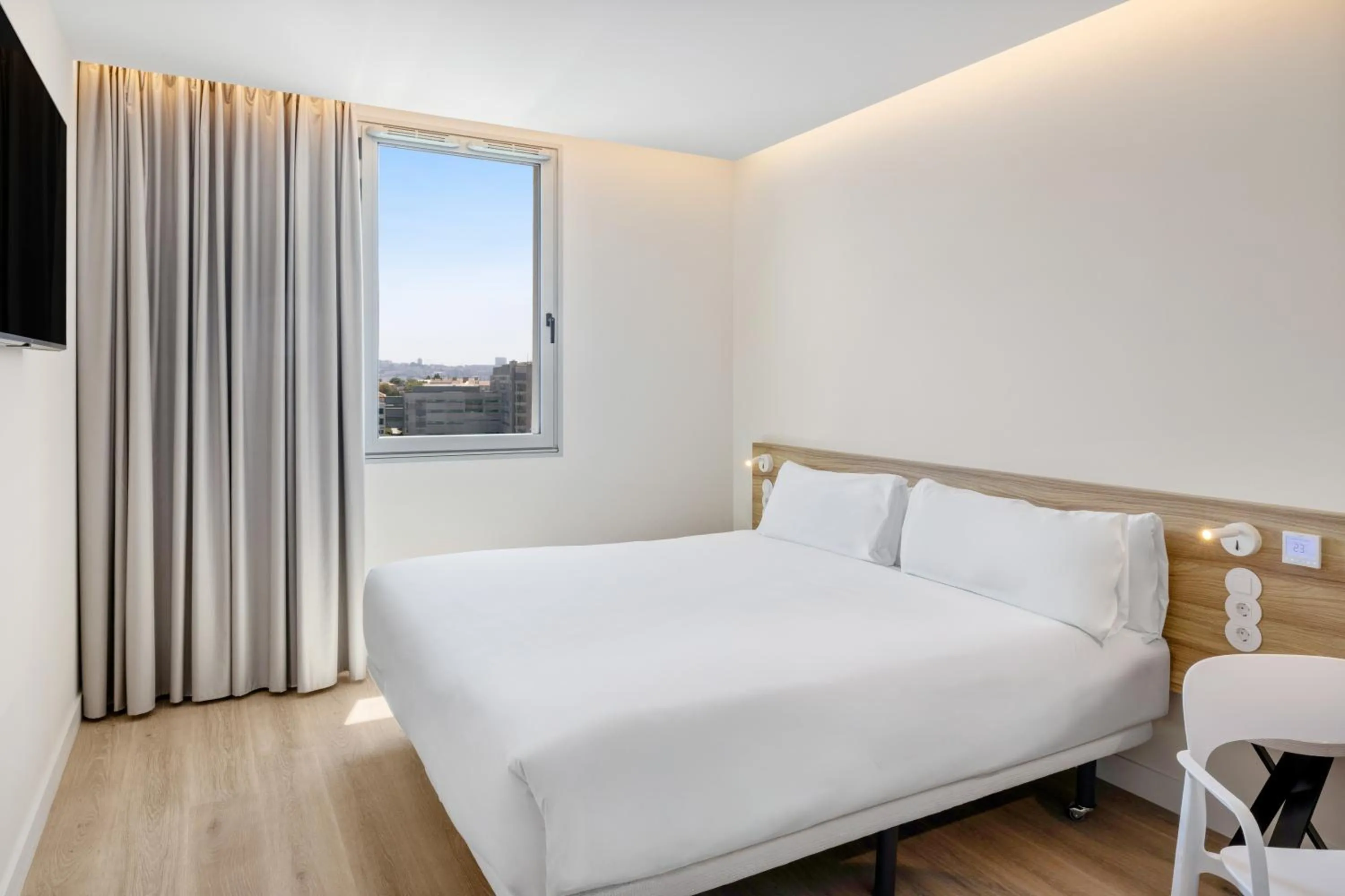 Bed in B&B HOTEL Porto Centro Massarelos