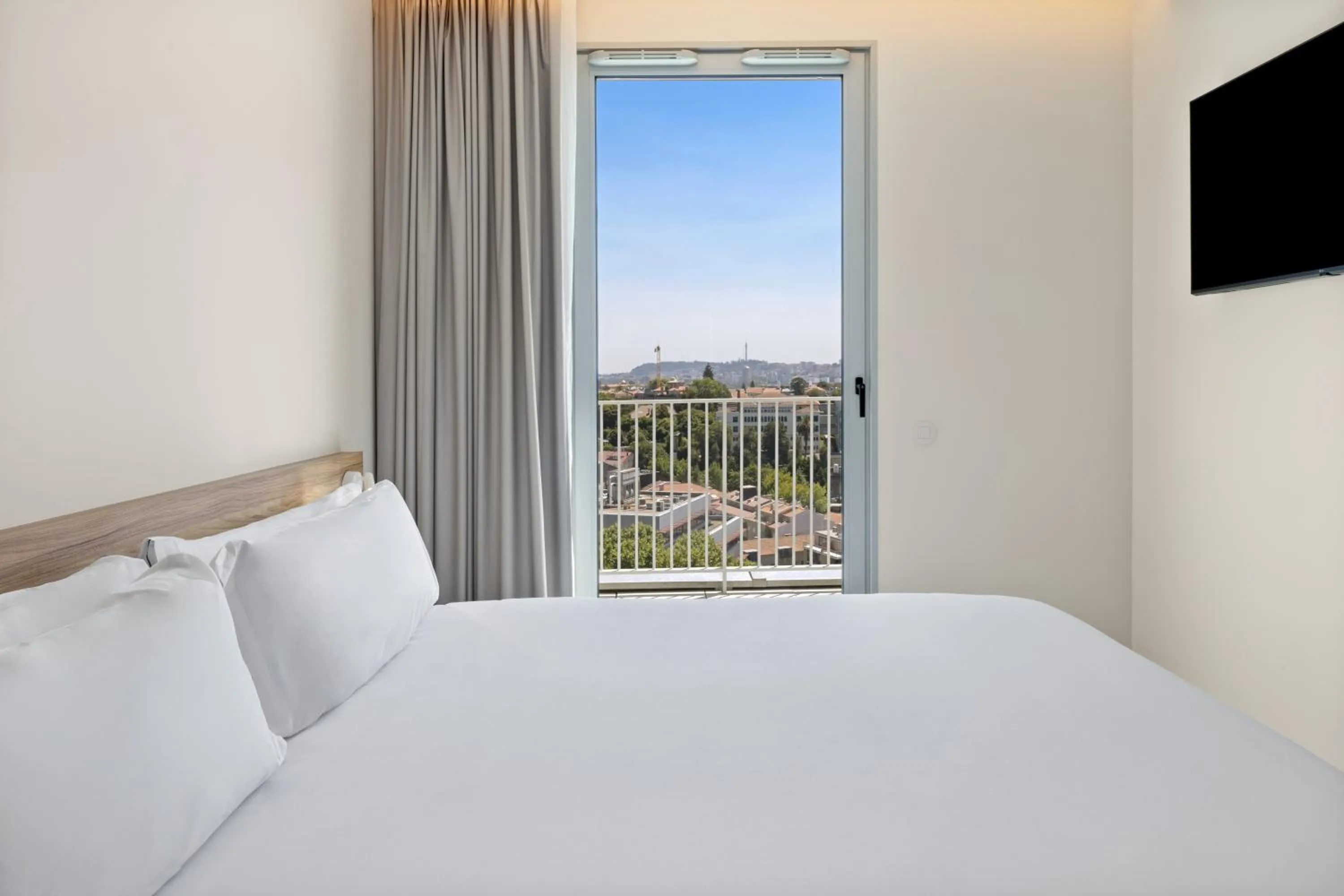 Bed in B&B HOTEL Porto Centro Massarelos