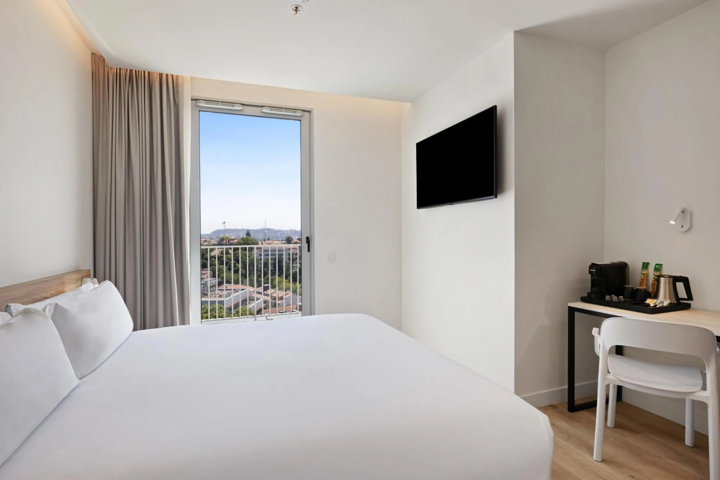 Bed in B&B HOTEL Porto Centro Massarelos