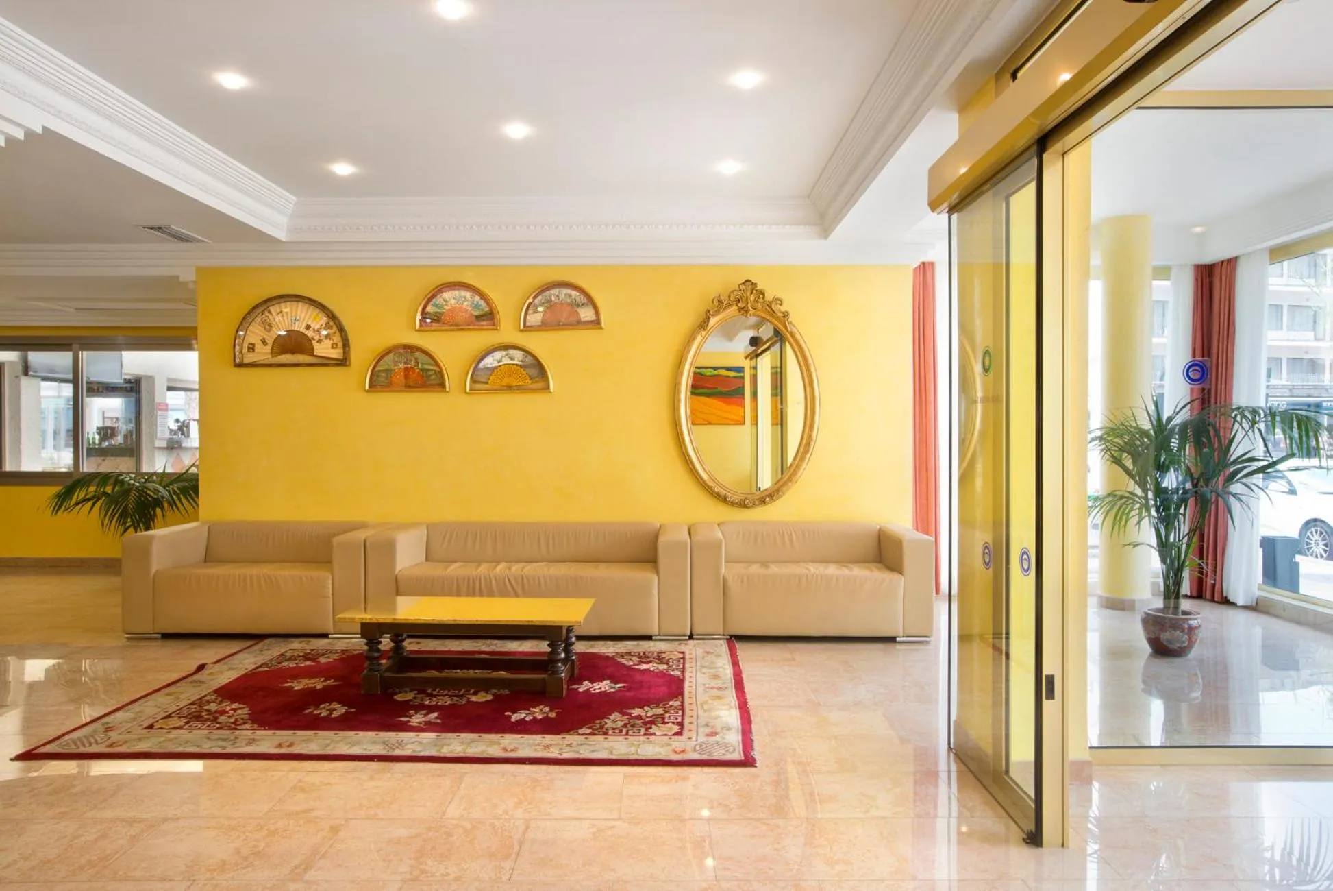 Lobby or reception in Hotel Biniamar