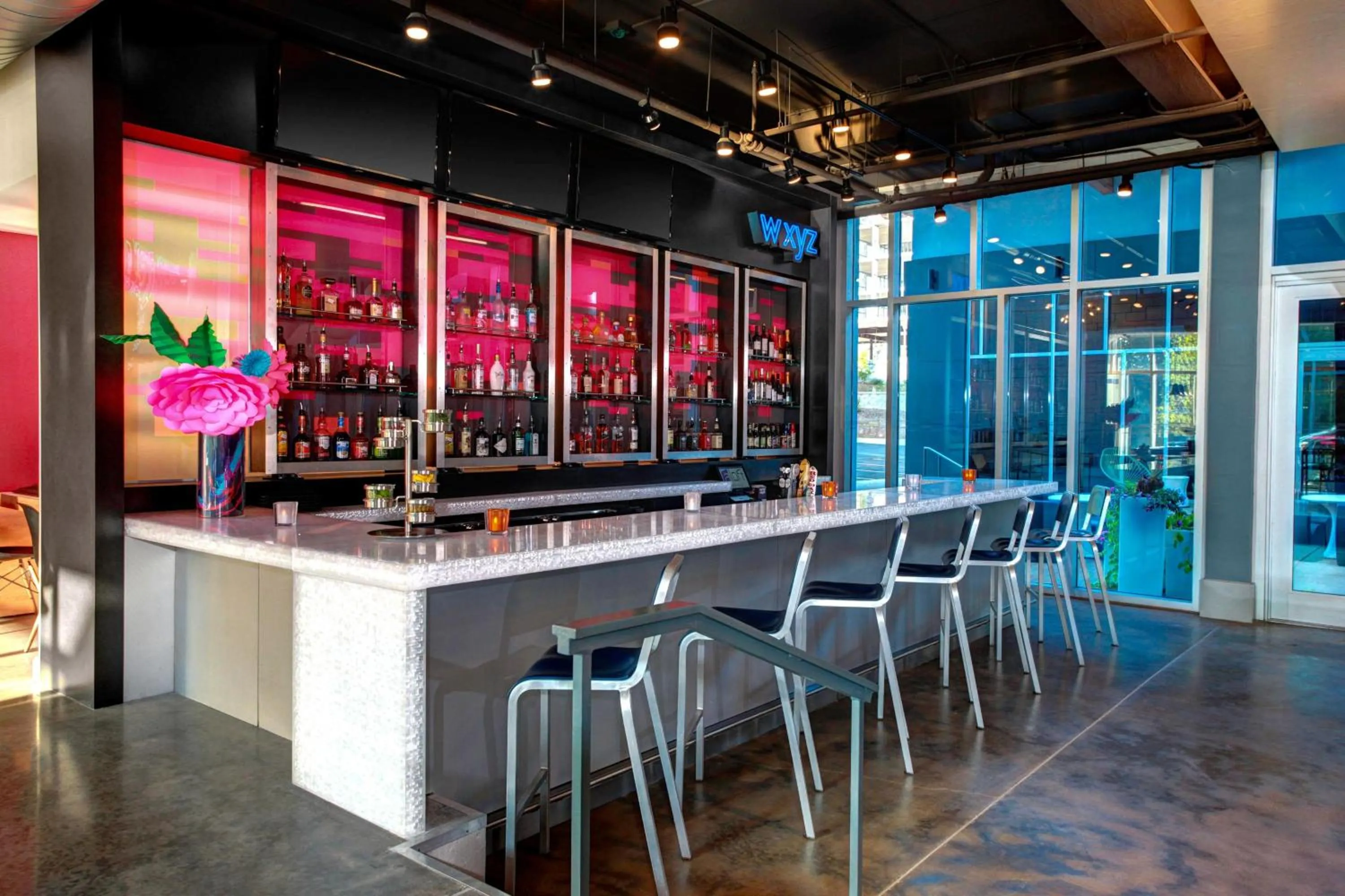 Lounge or bar in Aloft Raleigh Durham Airport Brier Creek