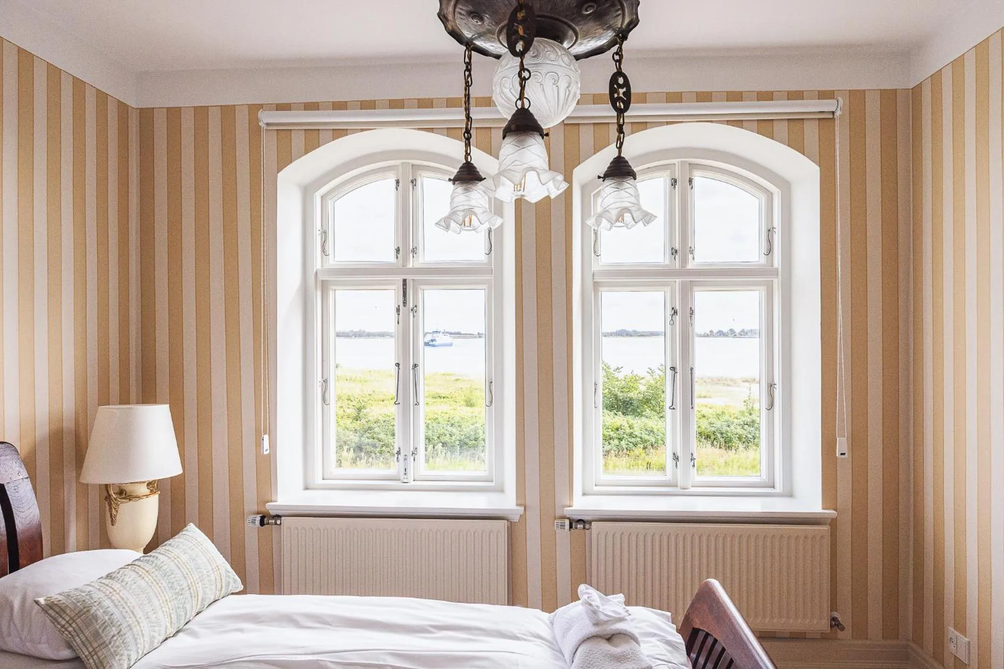 Bed in Aarøsund Badehotel