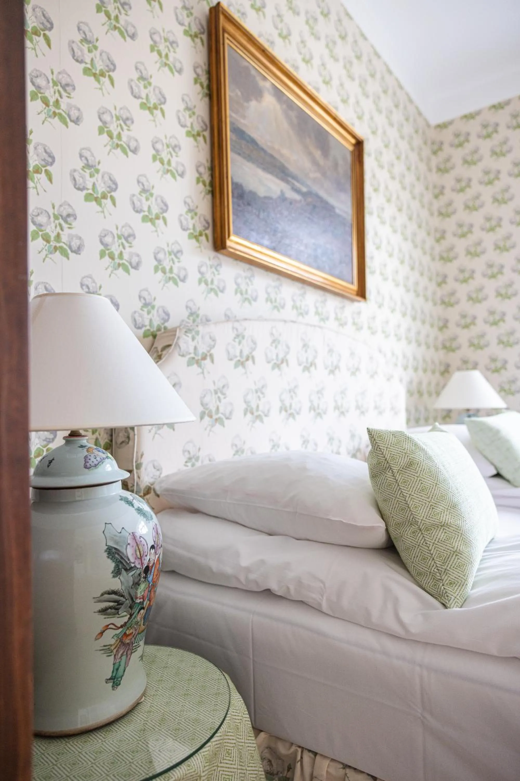 Bed in Aarøsund Badehotel