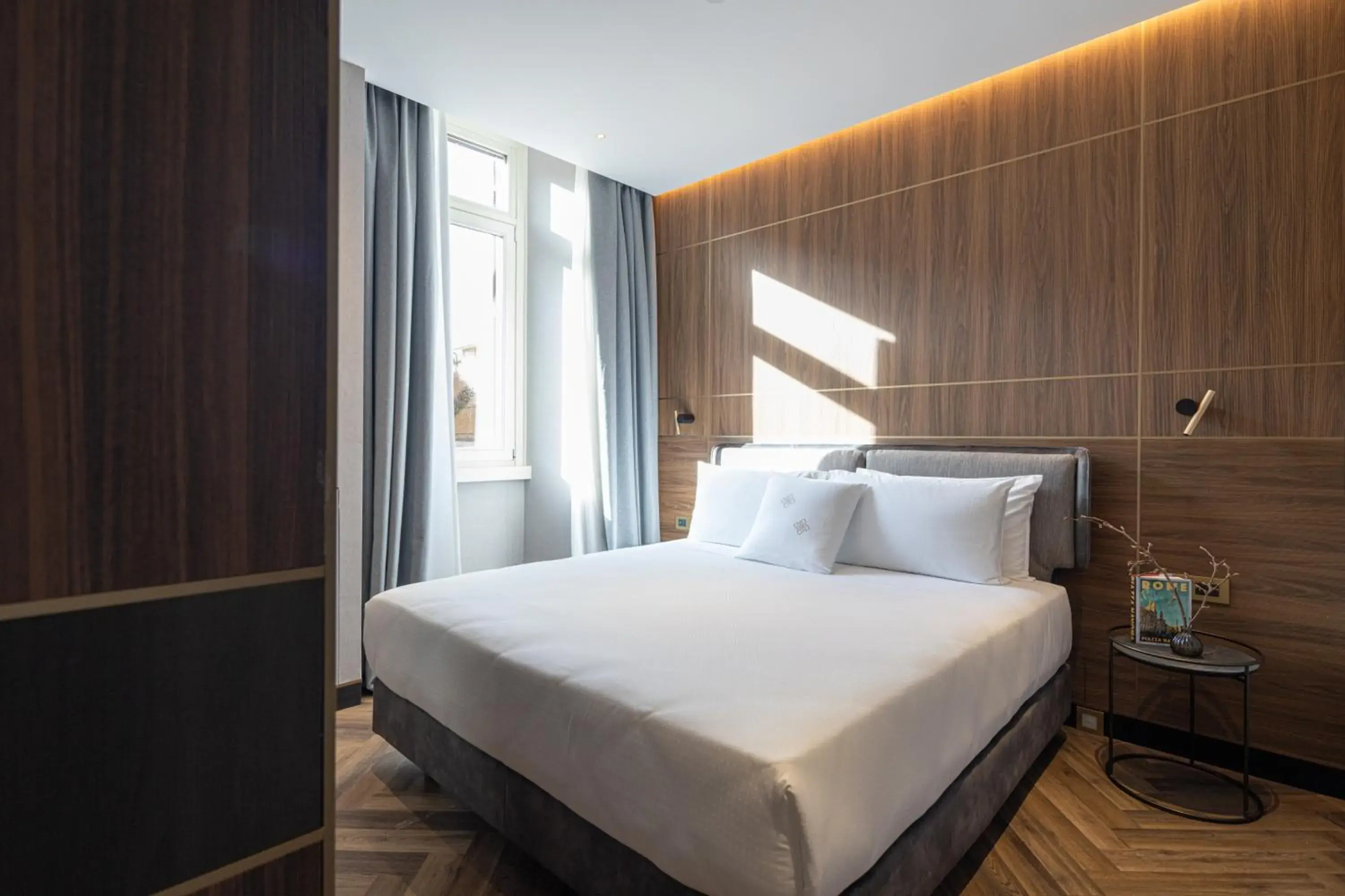 Triple Room with Garden View in Palazzo 4 Fontane 12 Triple Room with Garden View in Palazzo 4 Fontane 12