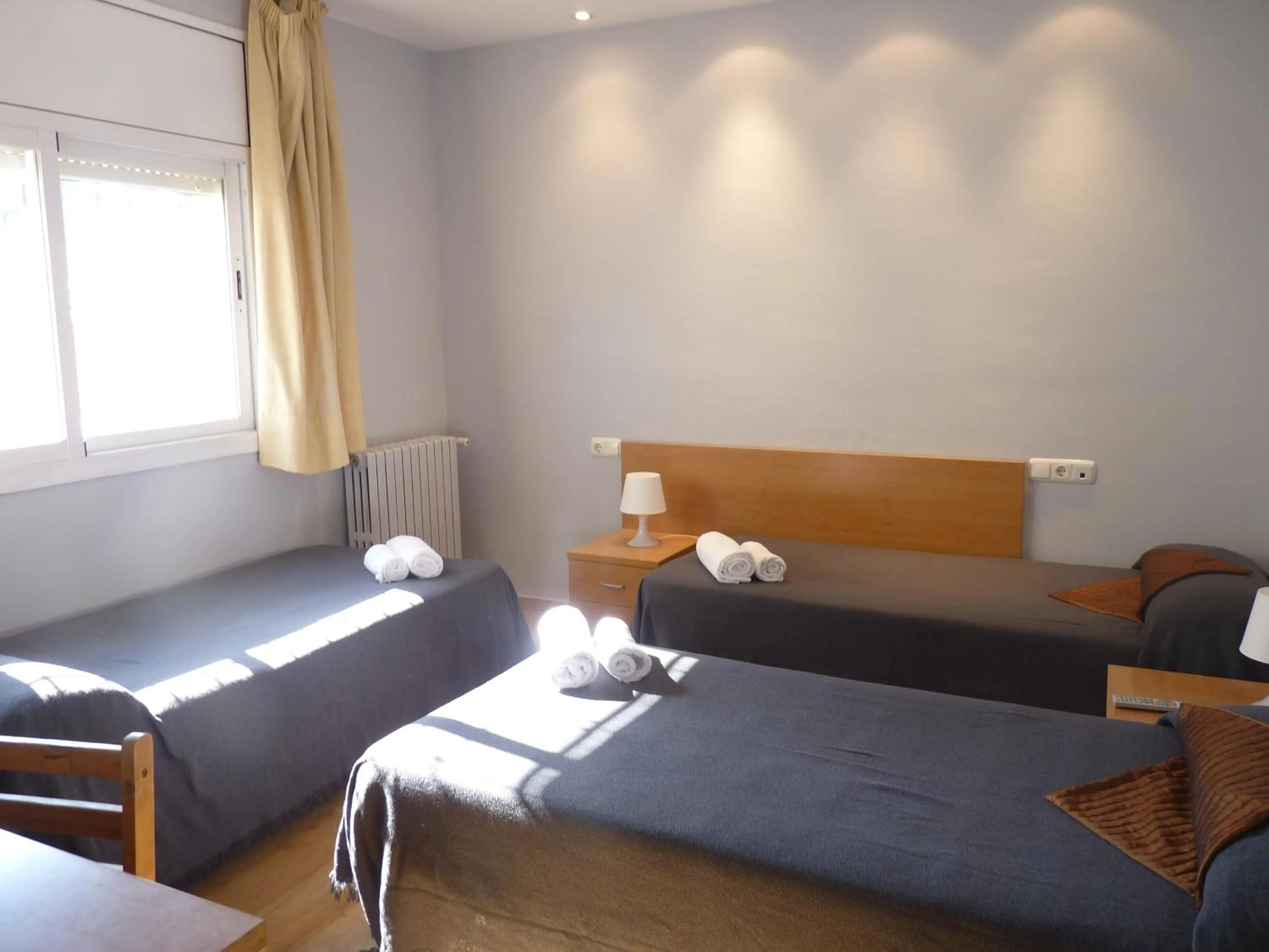 Photo of the whole room in Hotel 139