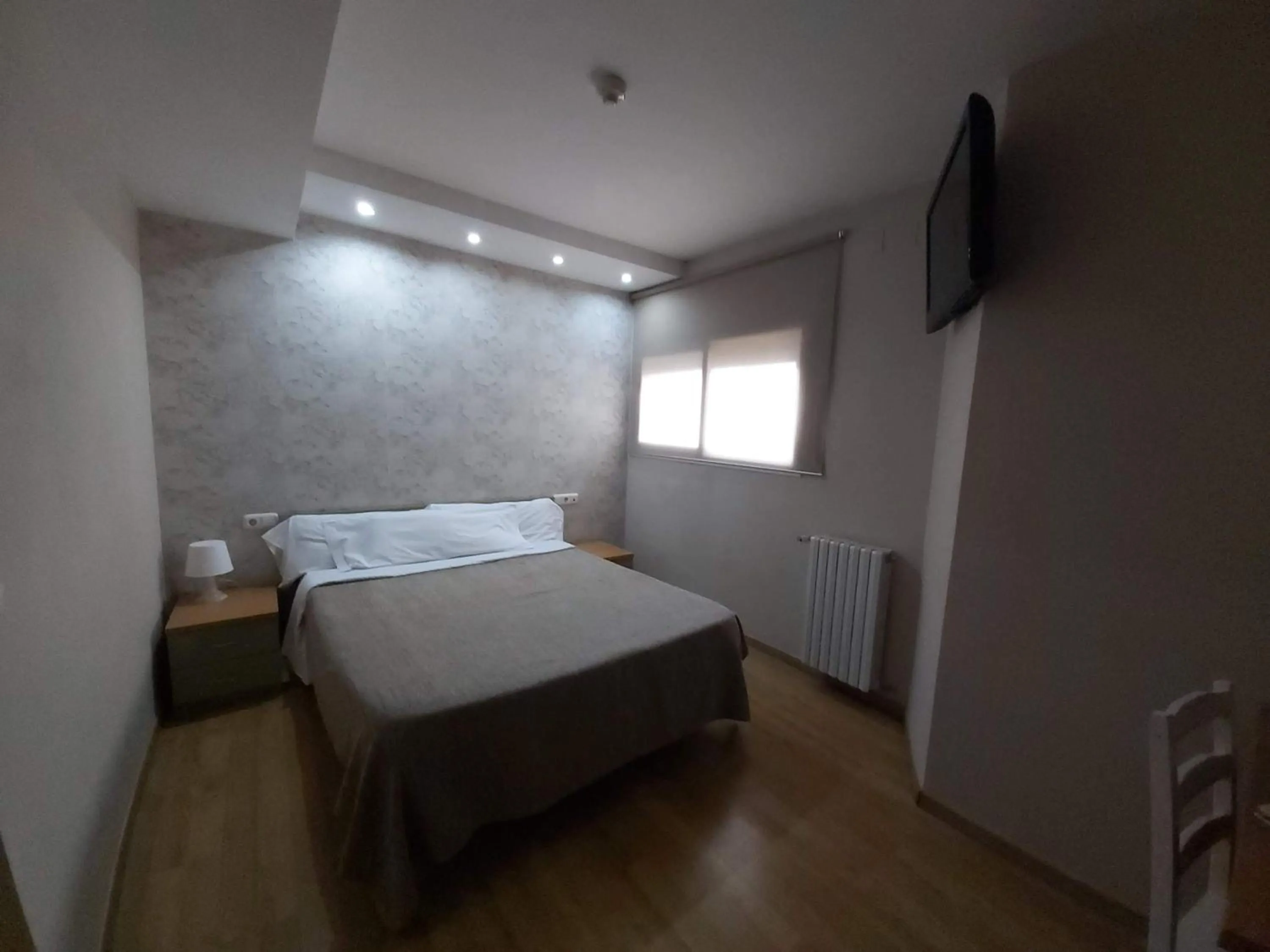 Bedroom, Bed in Hotel 139