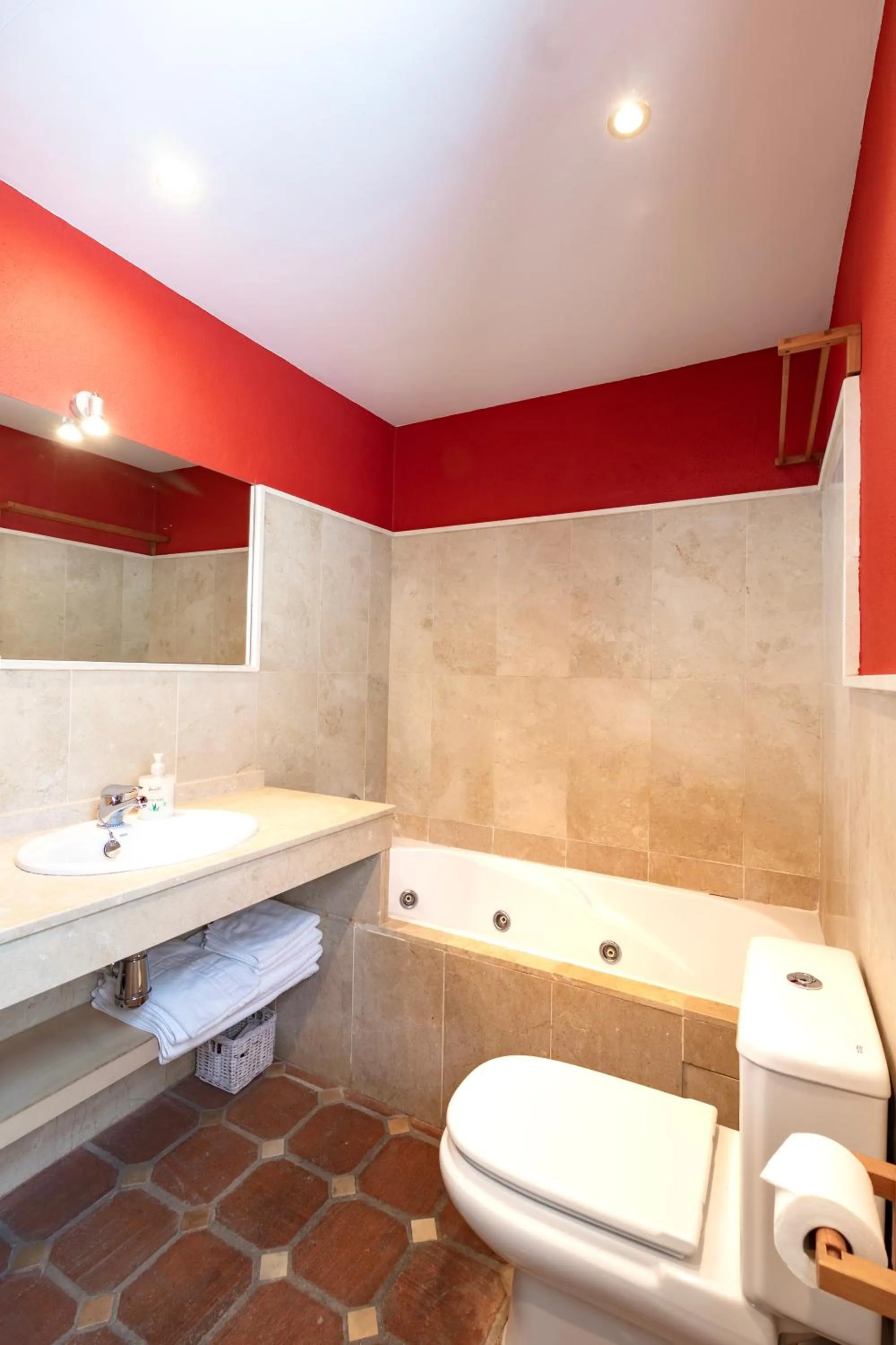 Bathroom in La Casa de la Iglesia