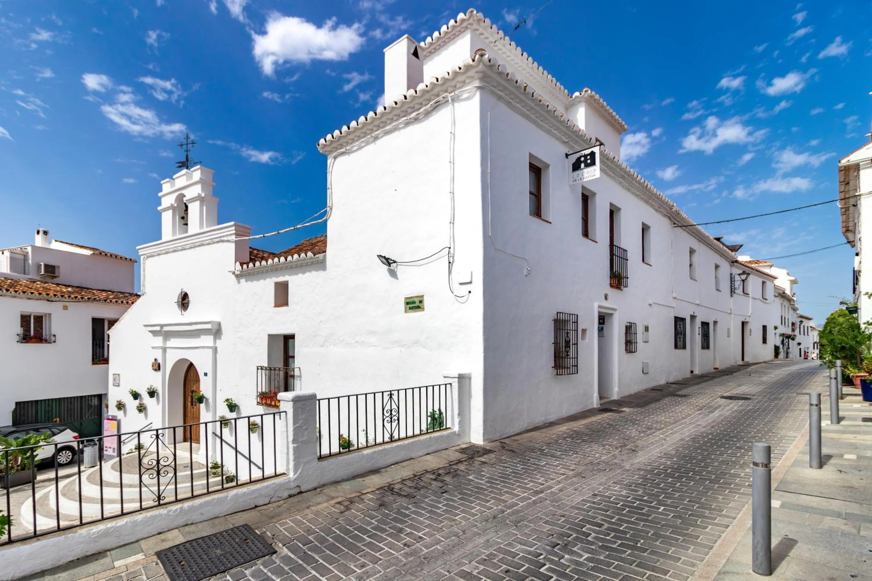 Property building in La Casa de la Iglesia
