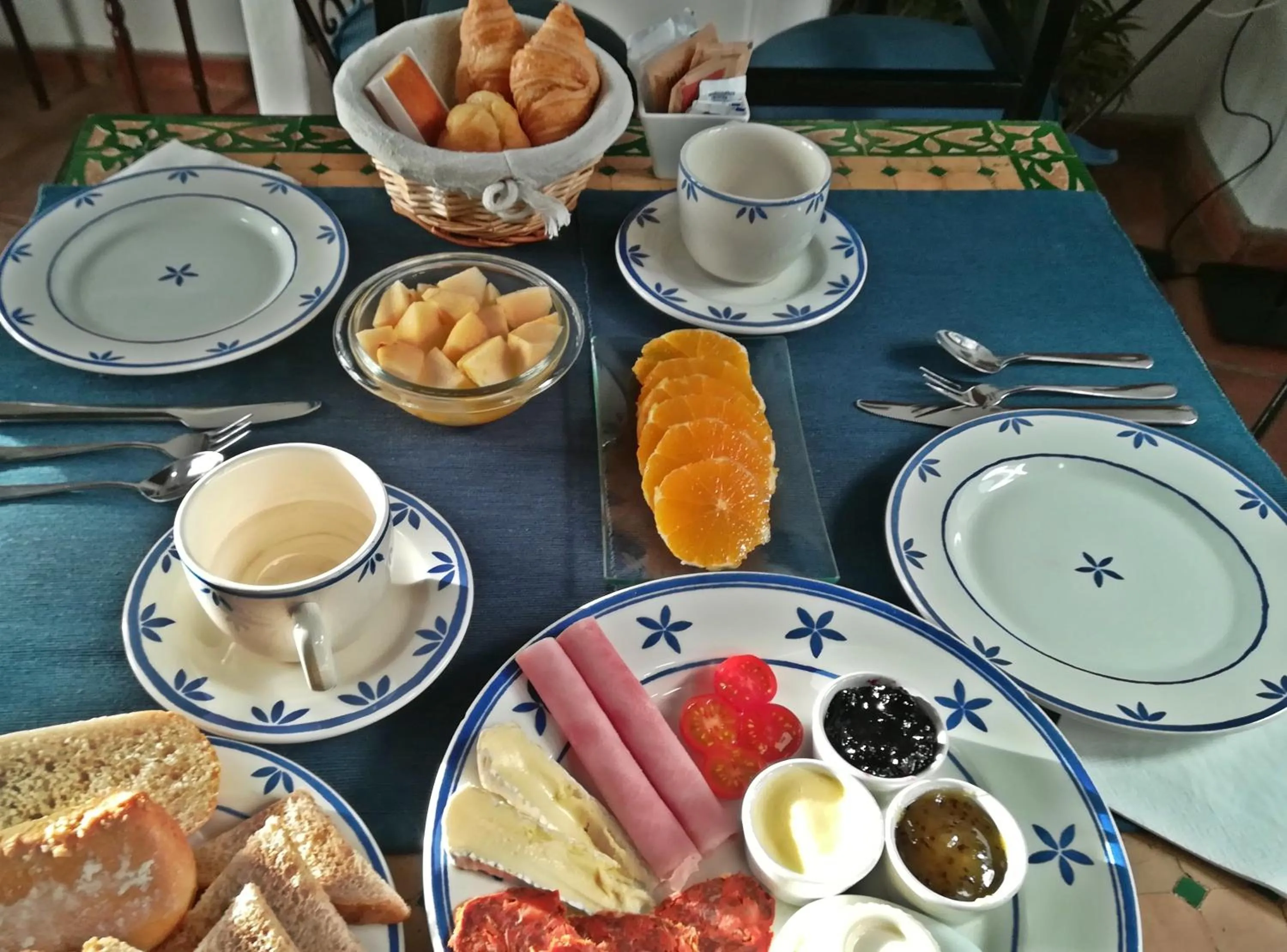 Breakfast in La Casa de la Iglesia