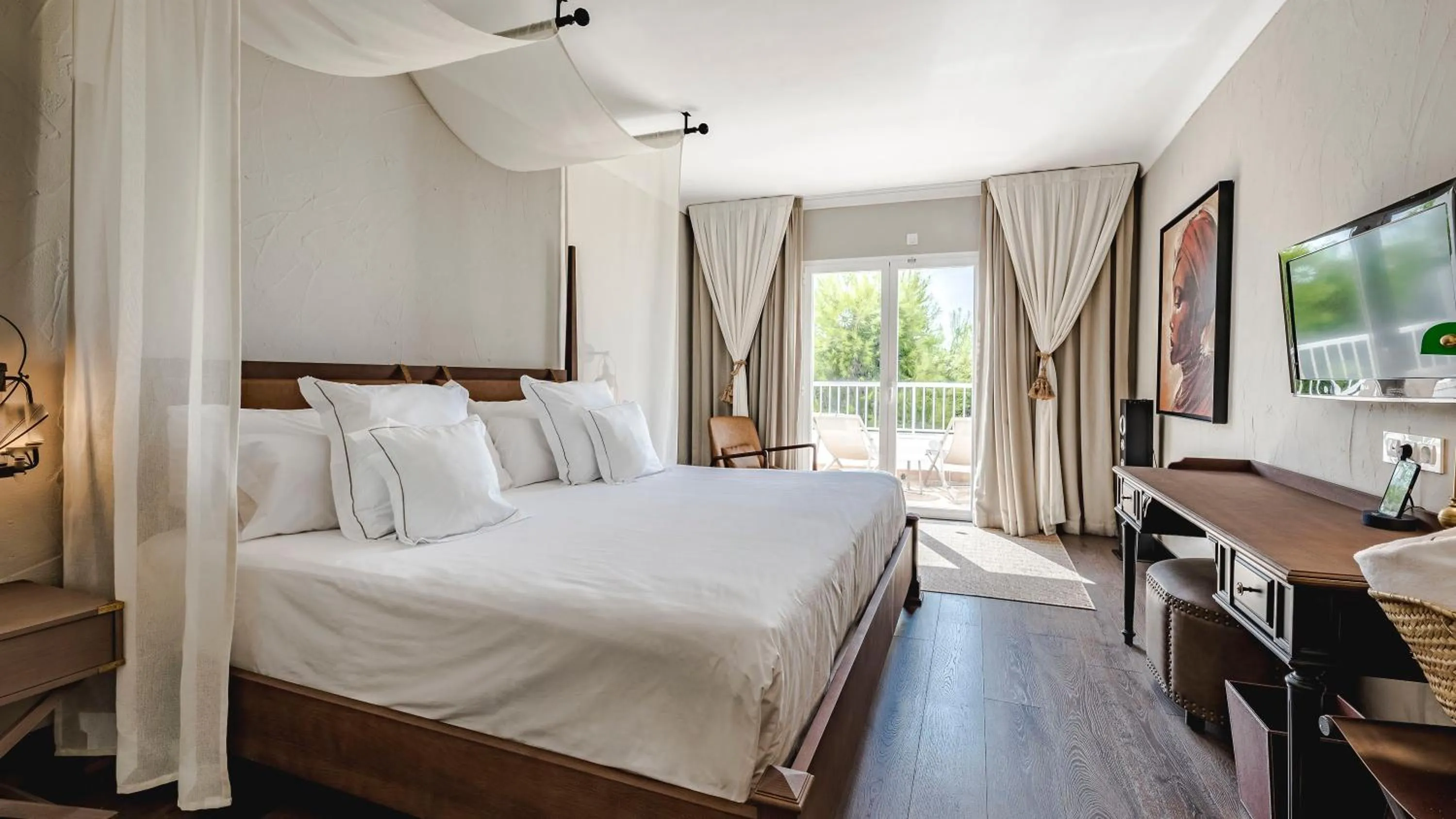 Photo of the whole room, Bed in Be Live Adults Only La Cala Boutique Hotel
