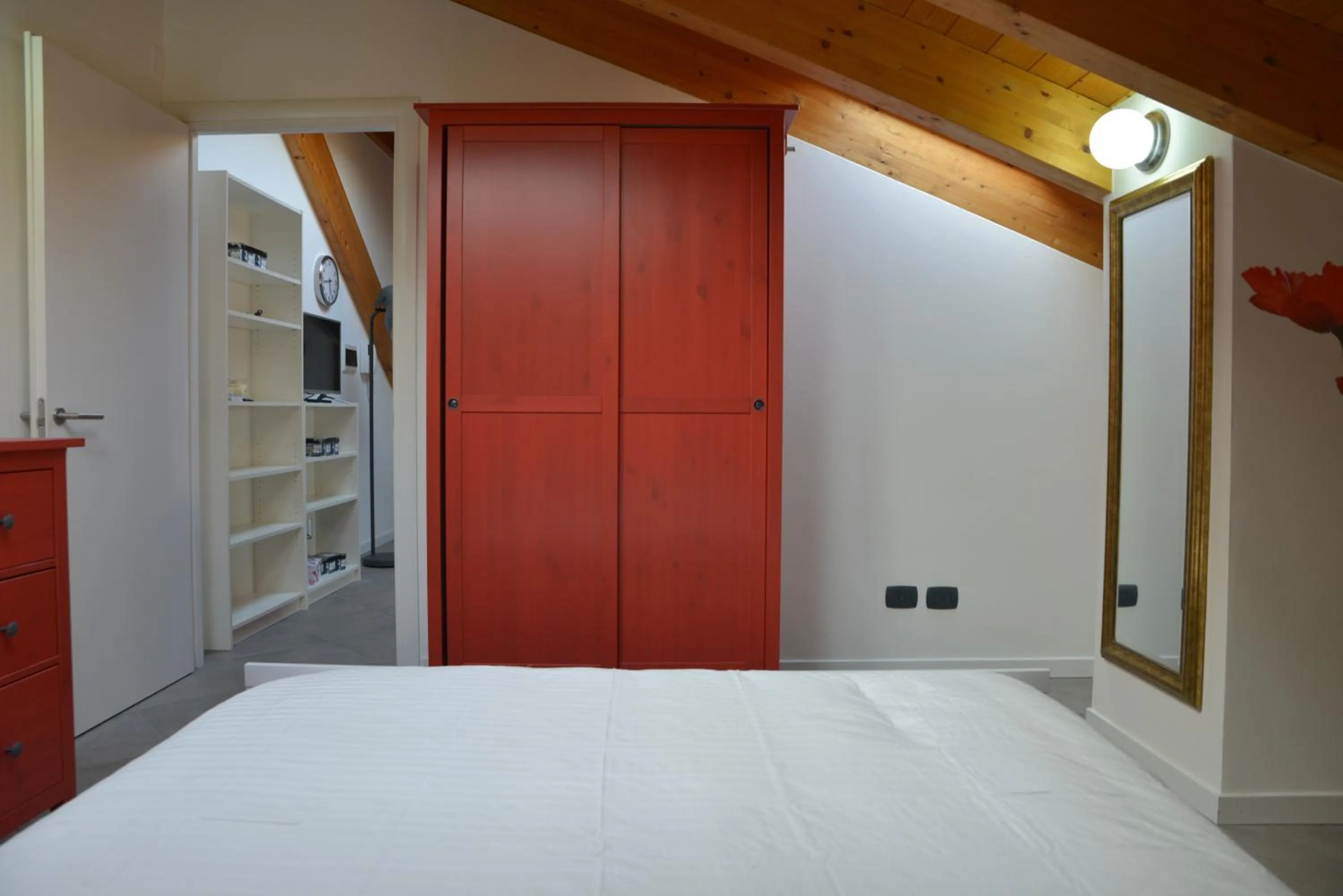 Bedroom, Bed in Cece' Dependance