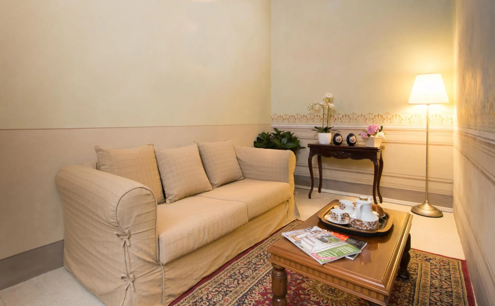 Living room in Palazzo Piazza Mazzini