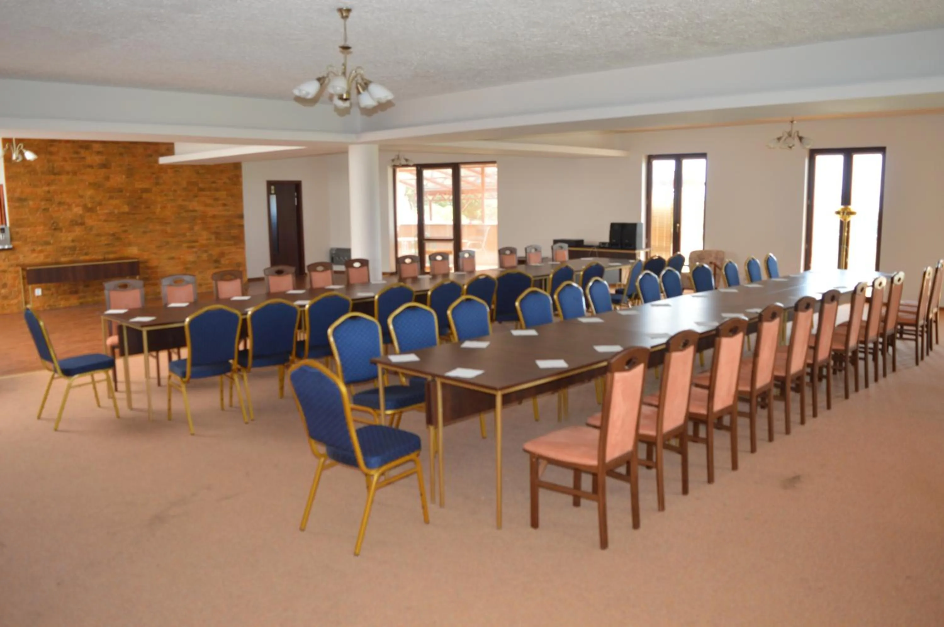 Communal lounge/ TV room in Hotel Felicia