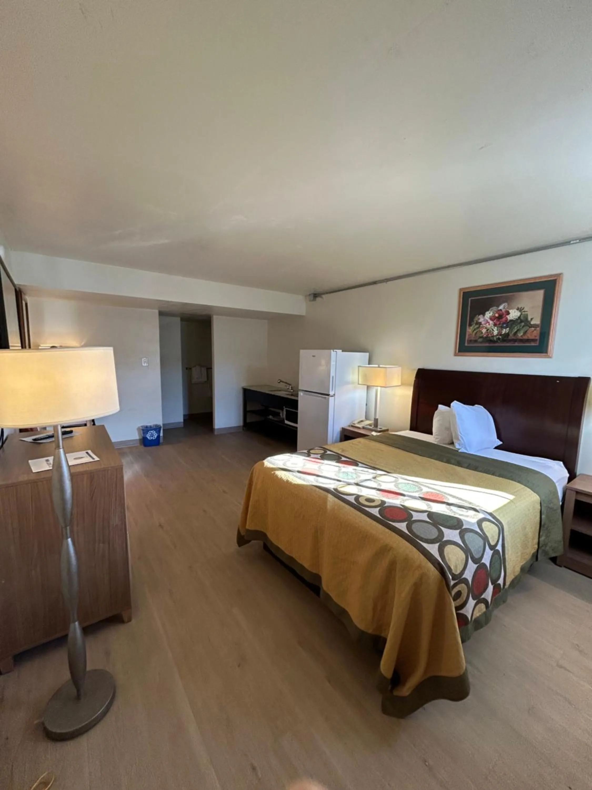 Photo of the whole room, Bed in Studio Apartments