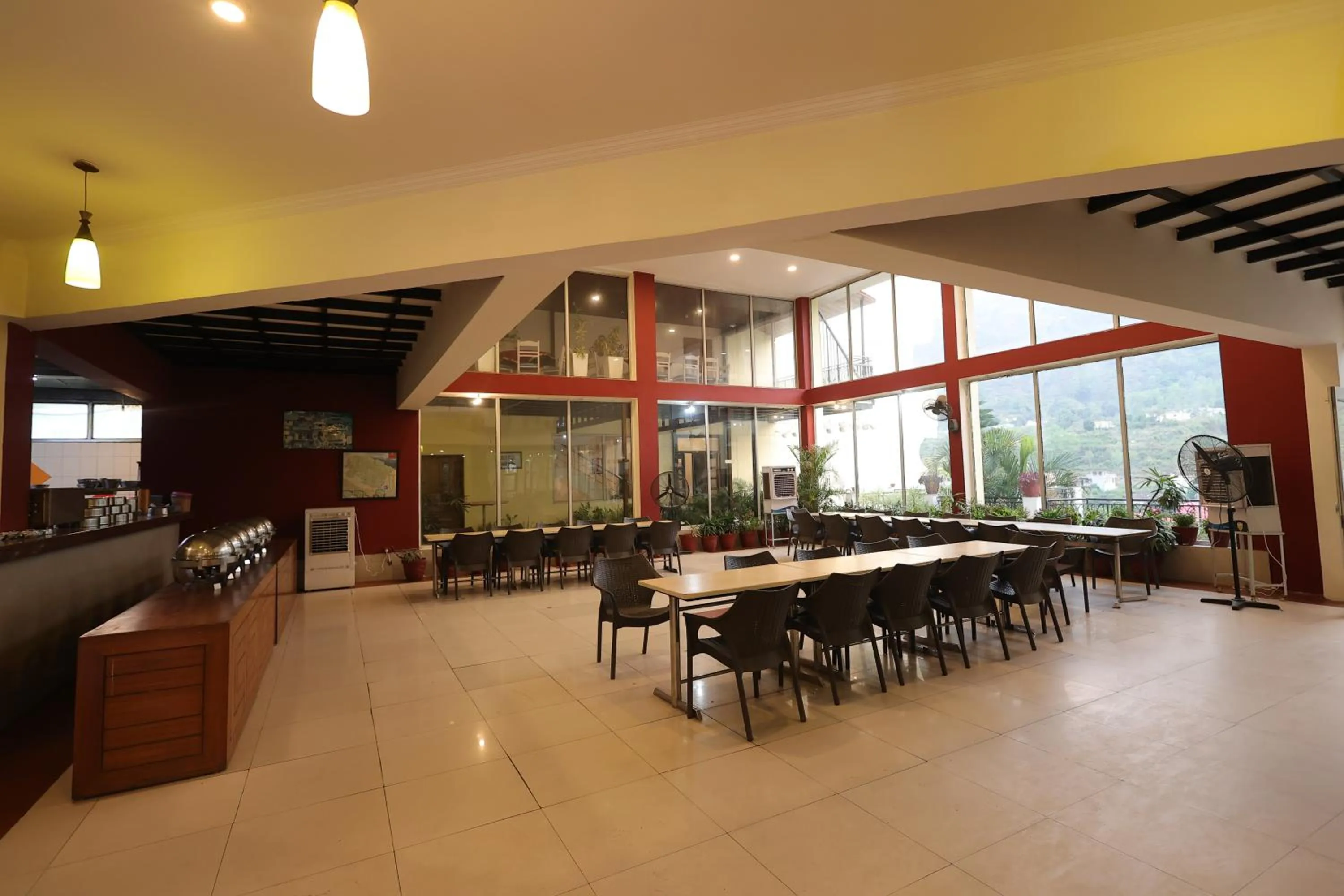 Restaurant/places to eat in Riverside Resorts