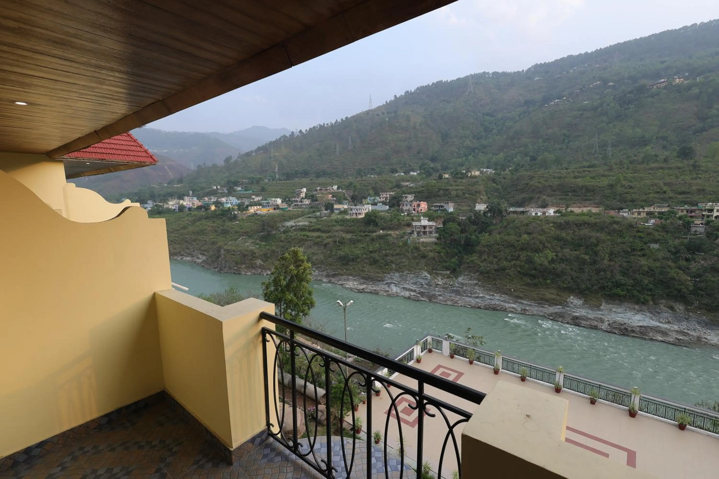River view in Riverside Resorts