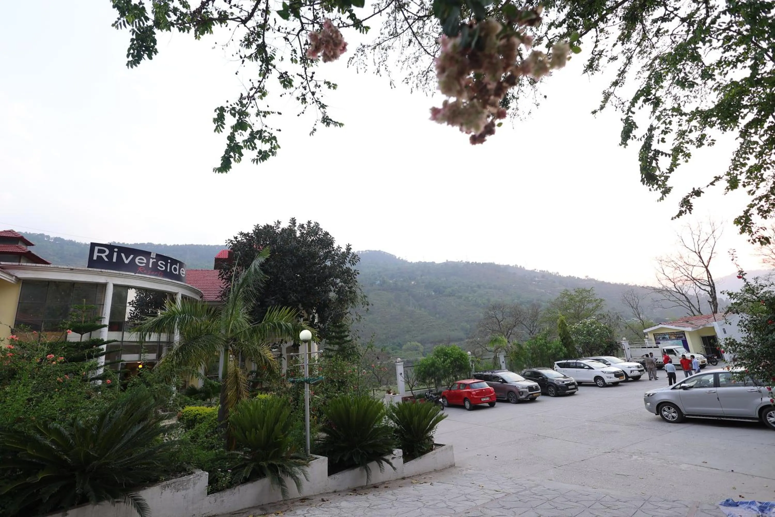 Parking in Riverside Resorts