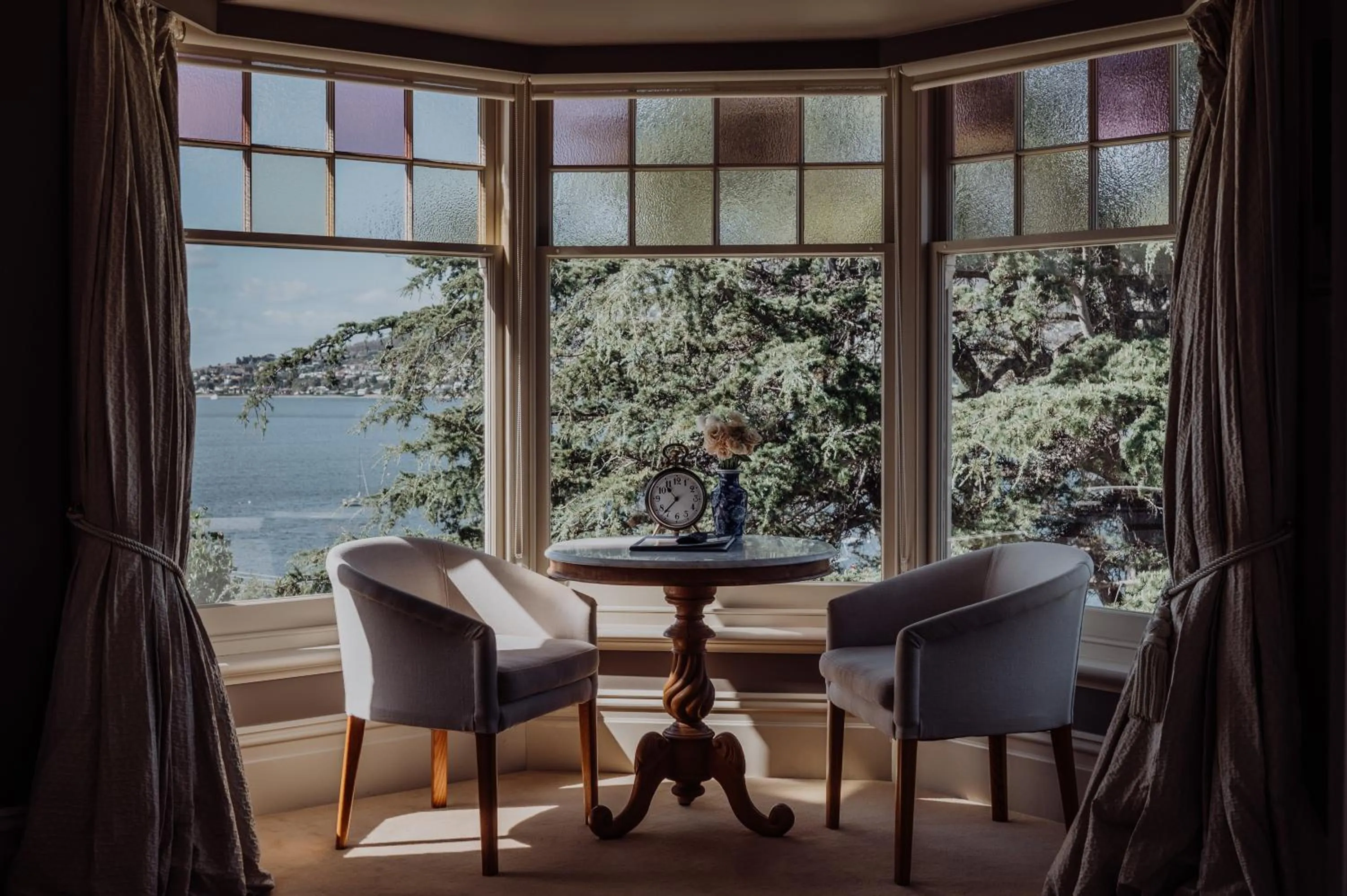 Seating area in Grande Vue Hotel