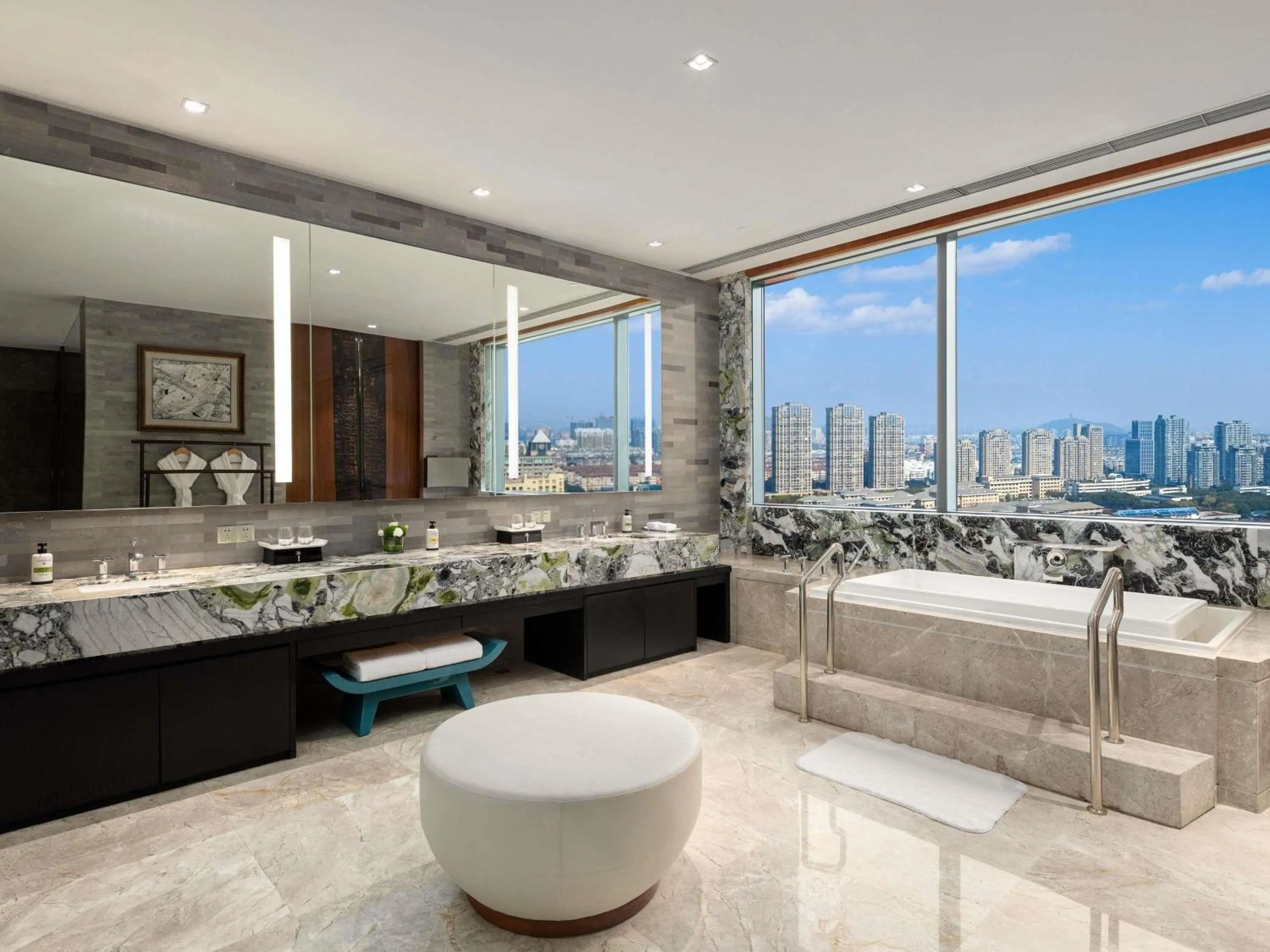 Bedroom in Pullman Haining