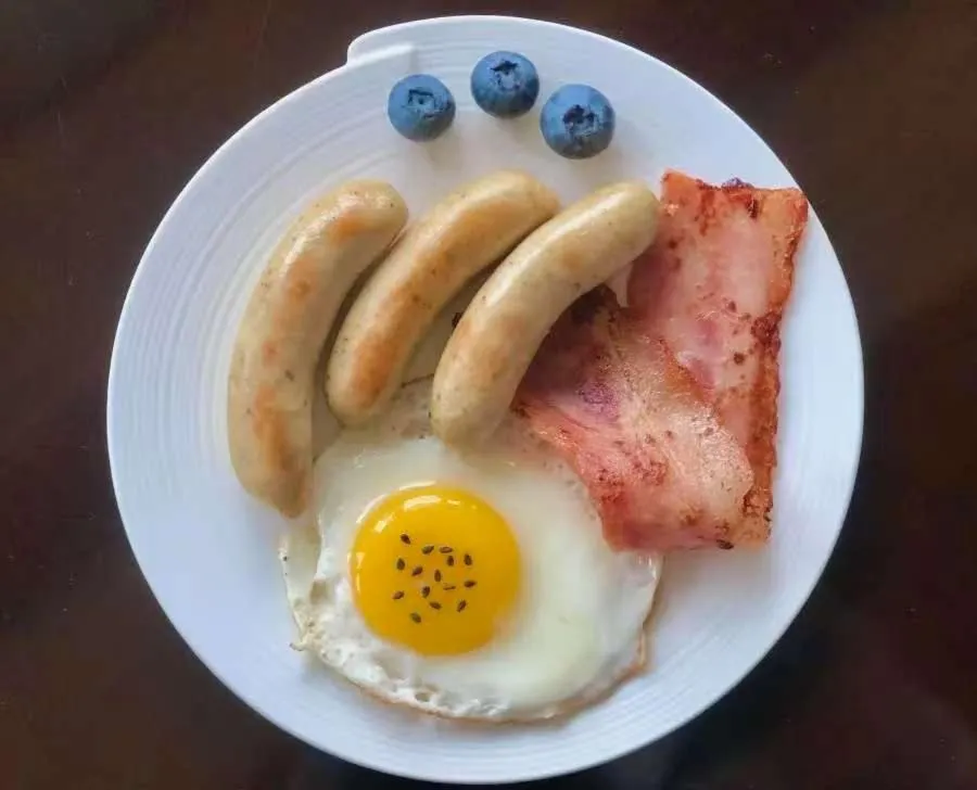 Breakfast in Pullman Haining