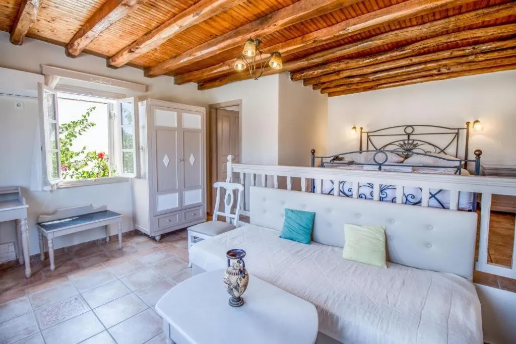 Photo of the whole room in Naxos Magic Village