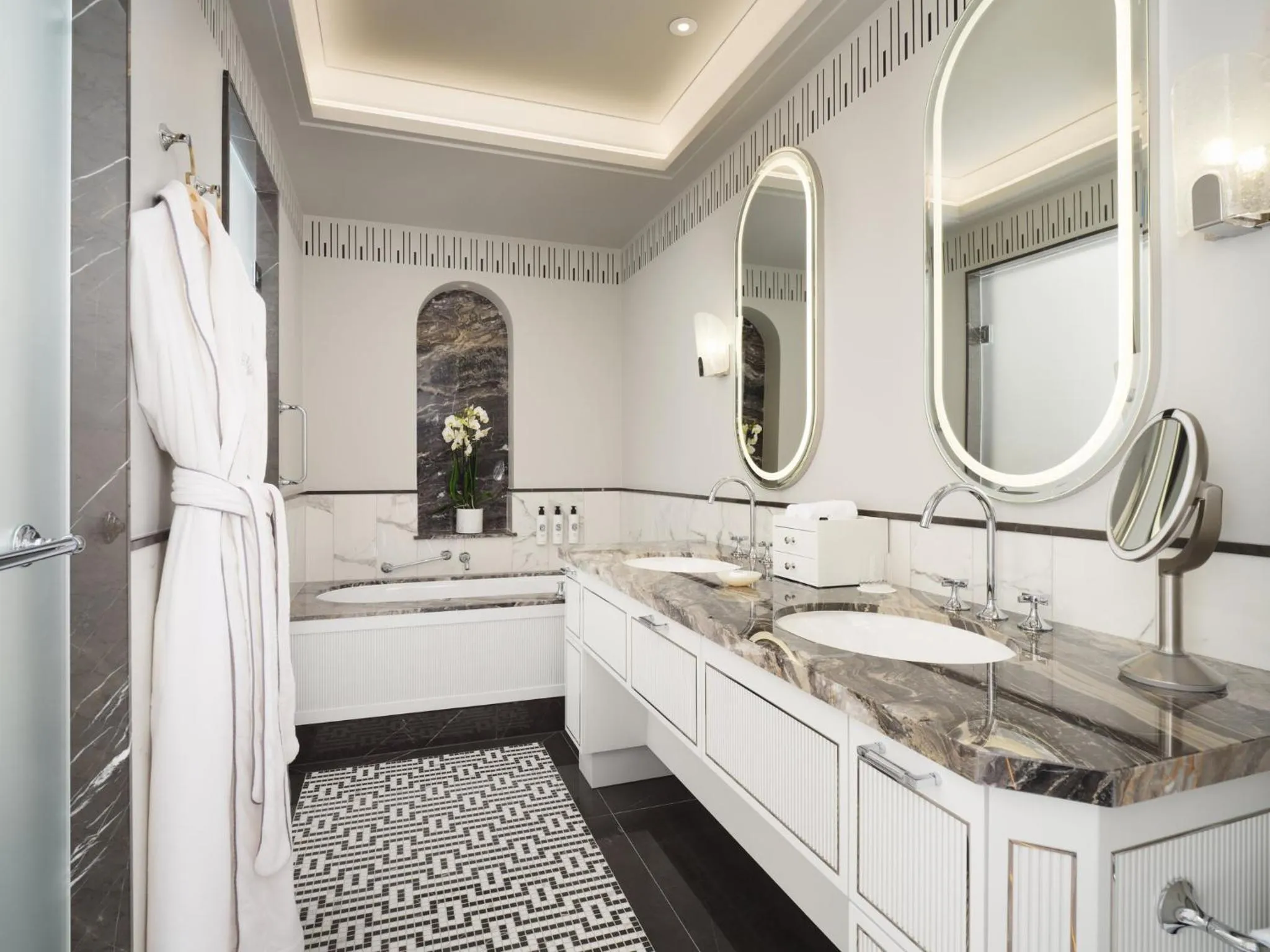 Bathroom in Mandarin Oriental, Vienna