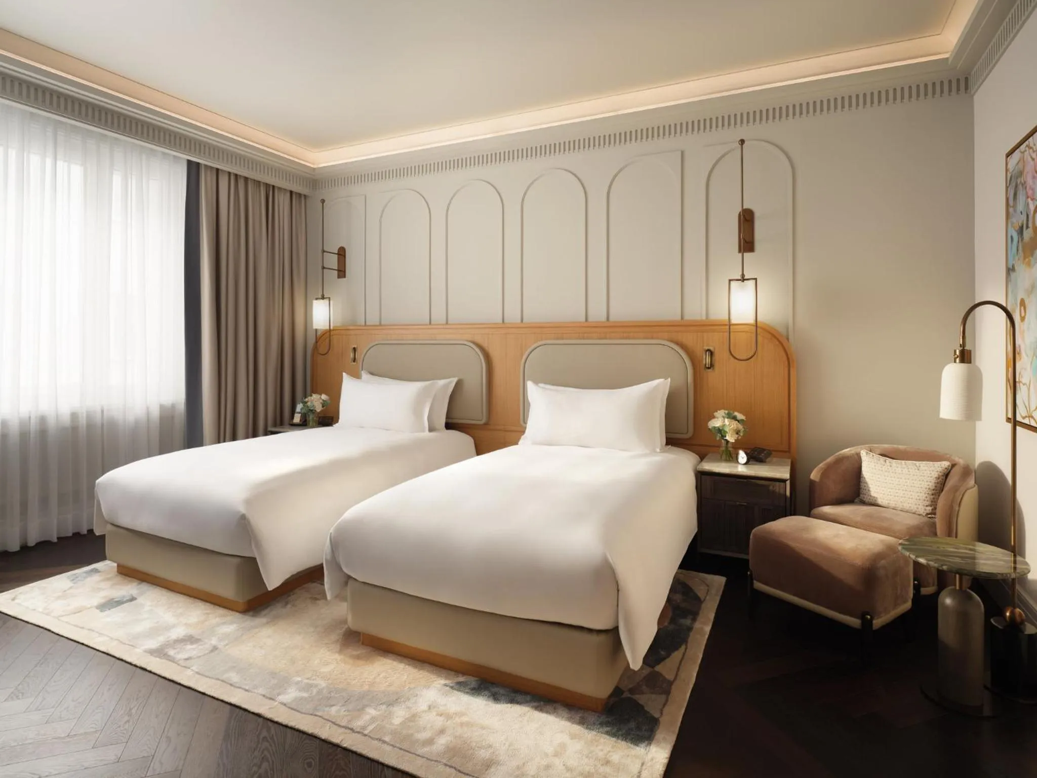 Photo of the whole room, Bed in Mandarin Oriental, Vienna