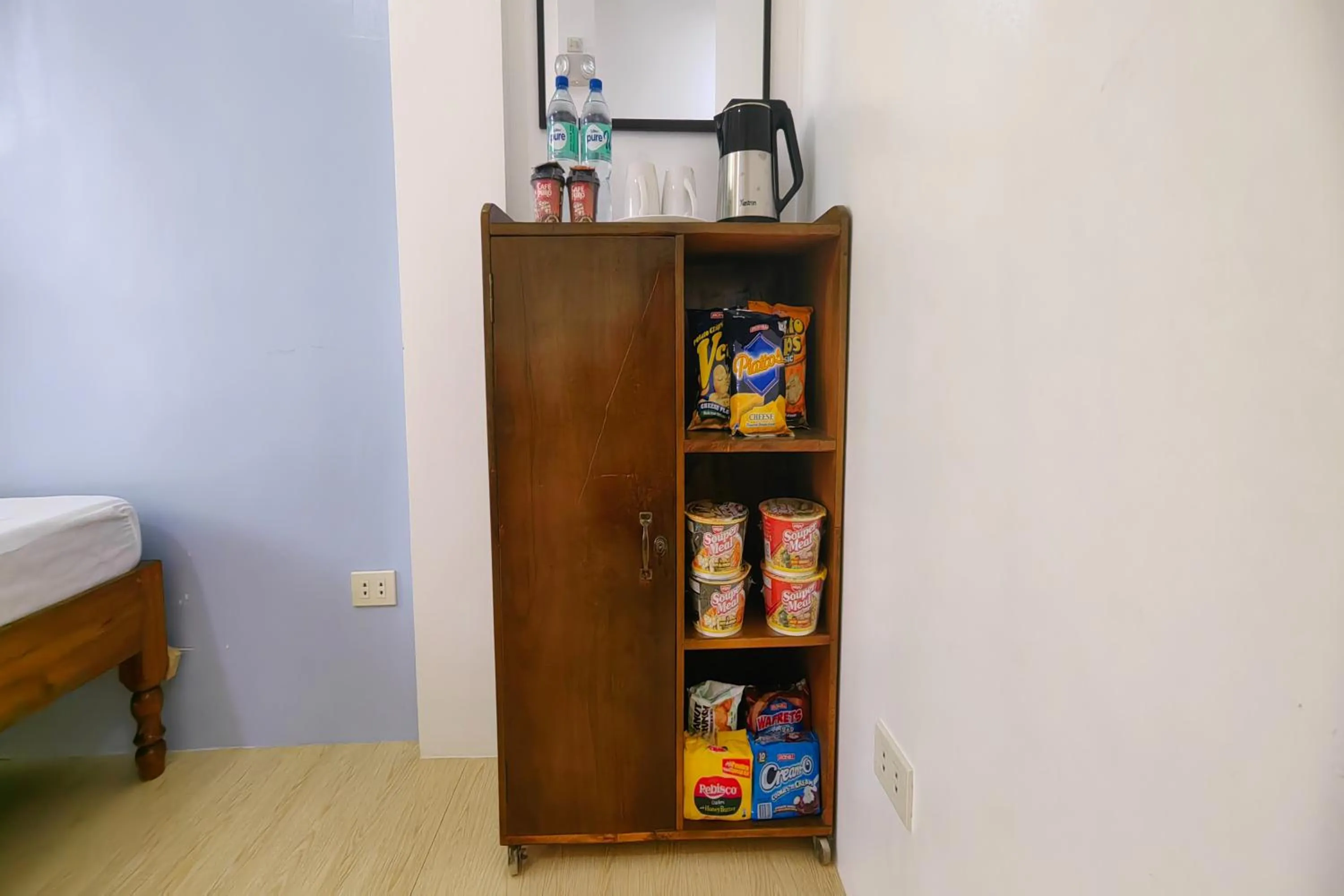 Coffee/tea facilities in Kamalay Pension House