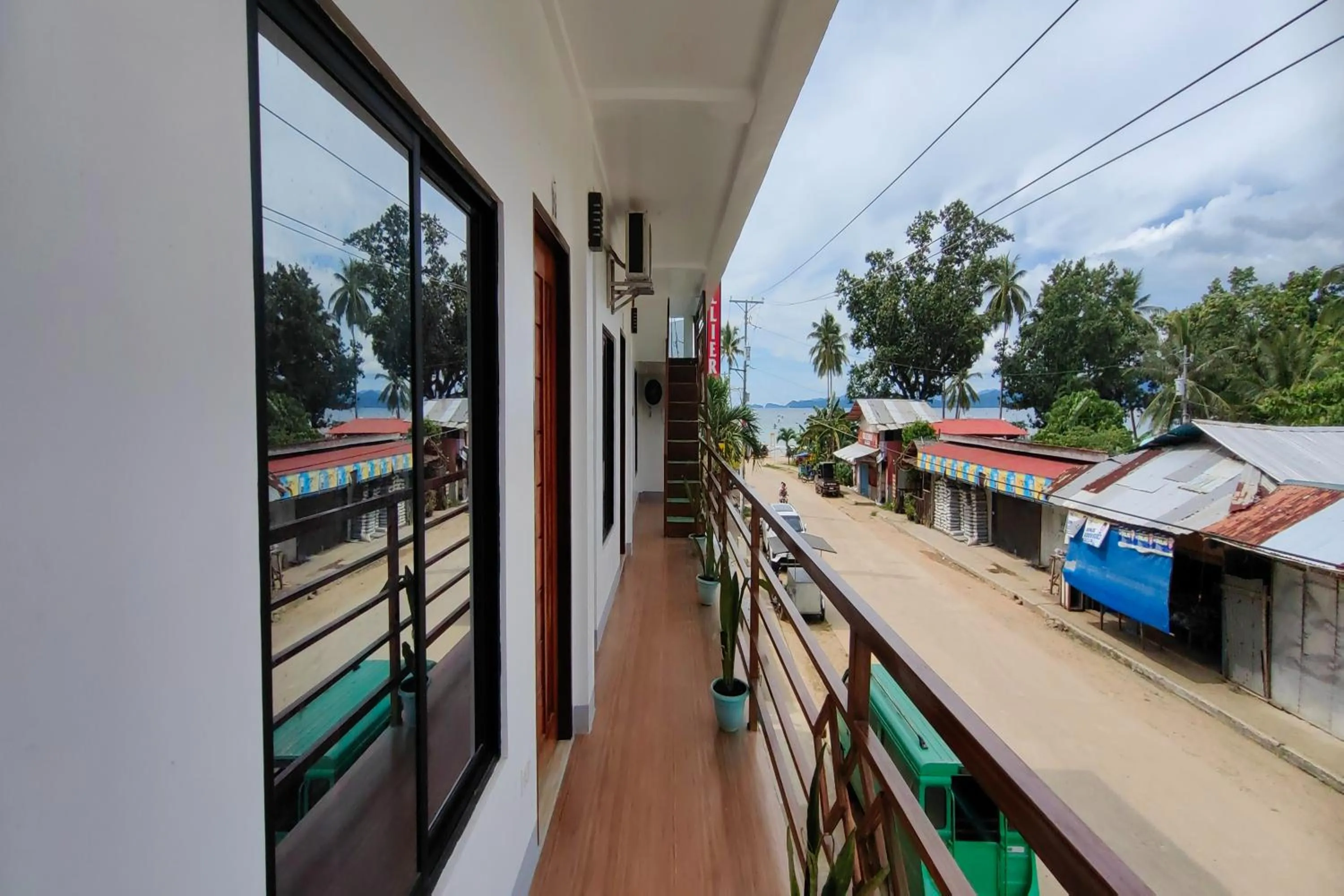 Property building in Kamalay Pension House