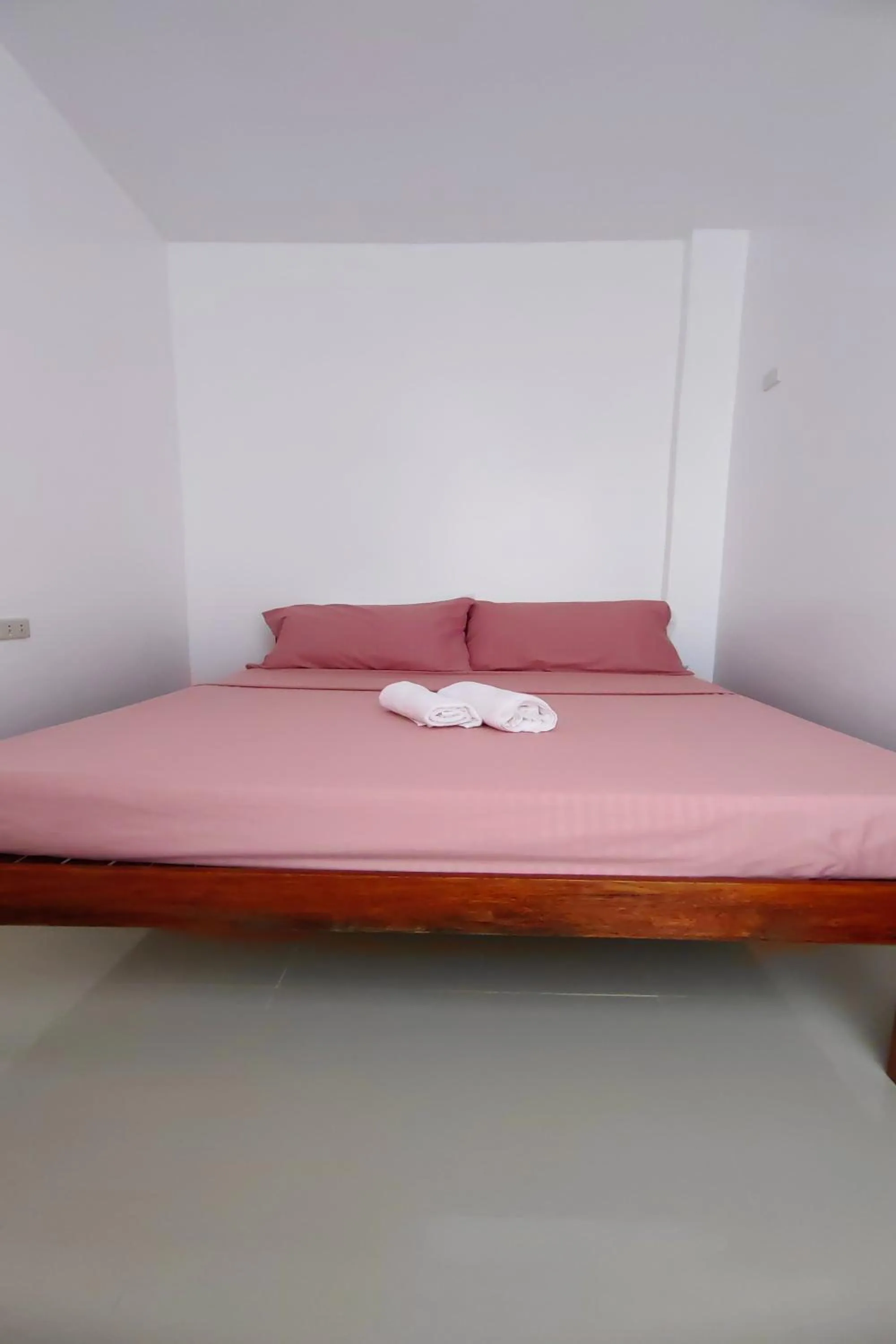 Bed in Kamalay Pension House