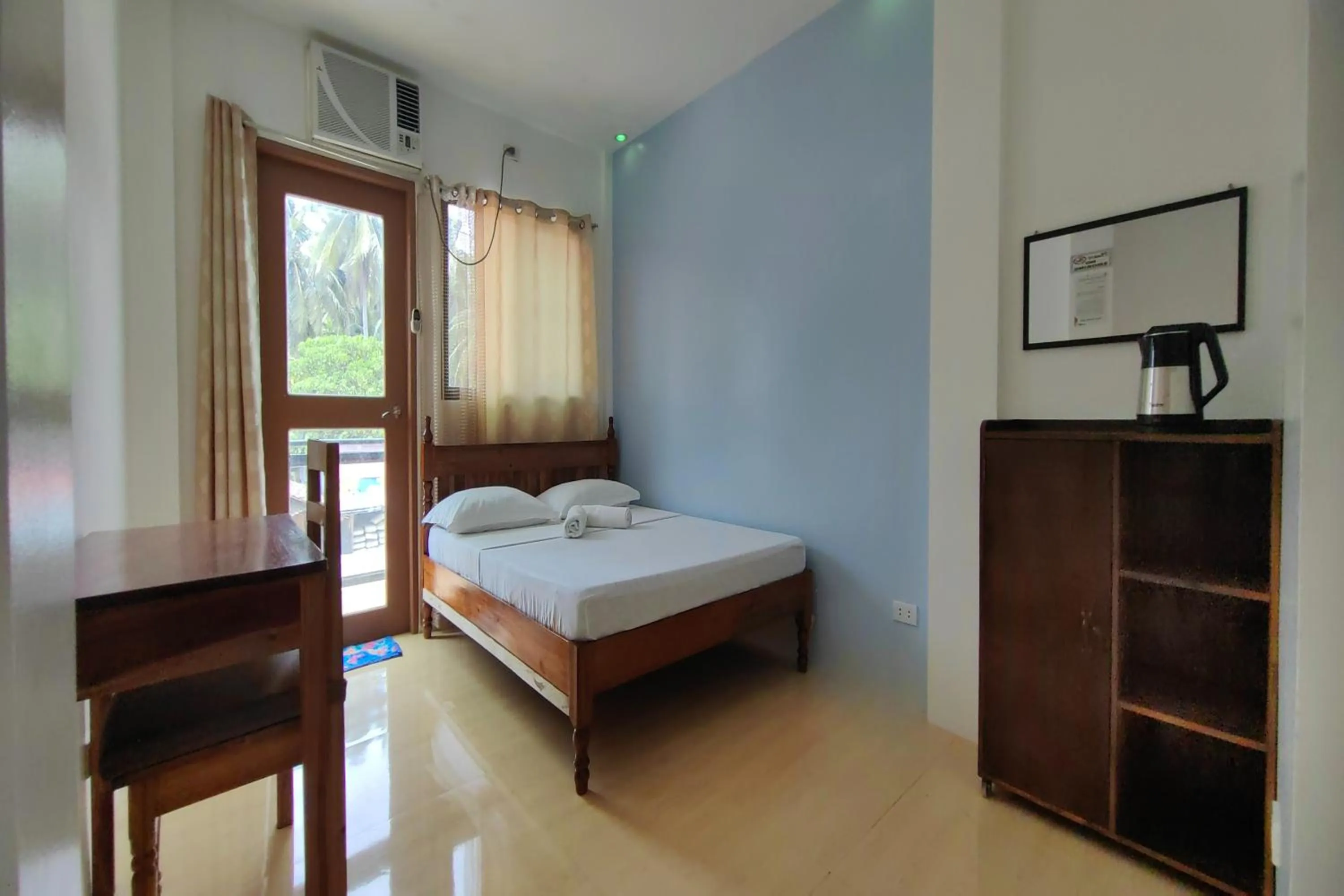 Bed in Kamalay Pension House