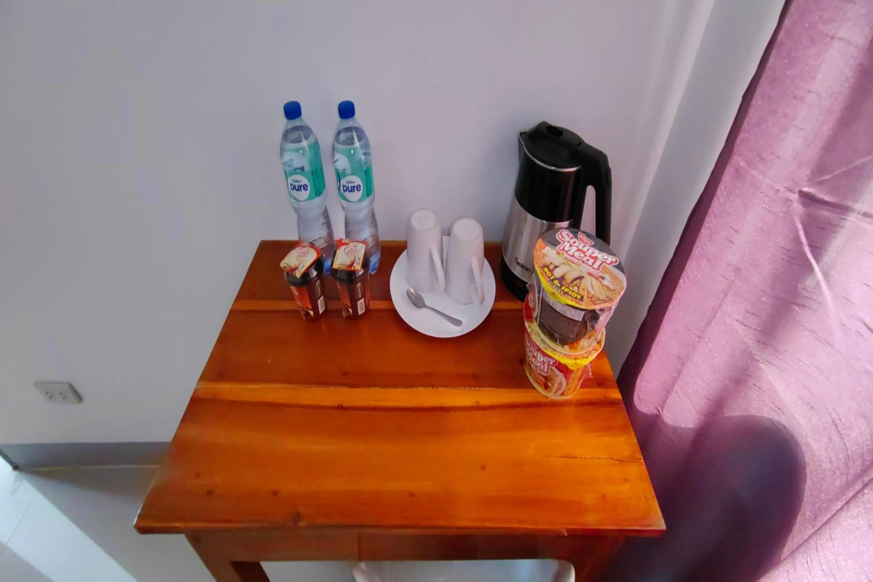 Coffee/tea facilities in Kamalay Pension House