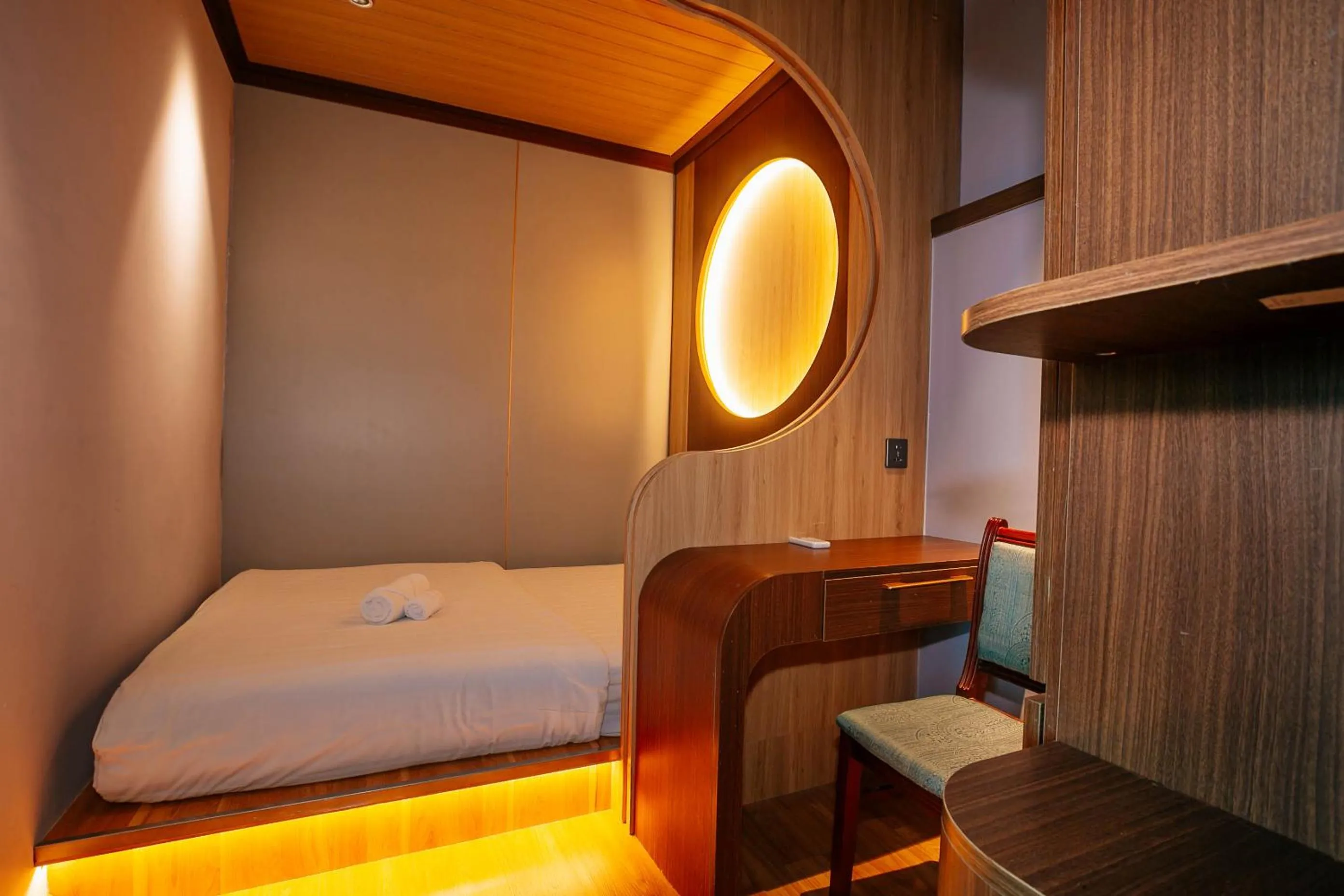 Bedroom, Bed in Elite Luxury Hotel by Elite24