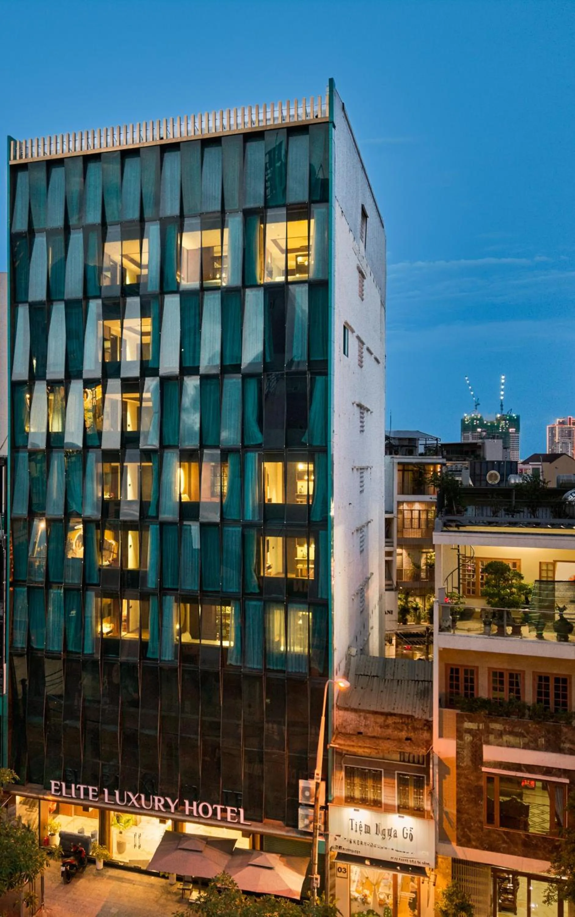 Property building in Elite Luxury Hotel