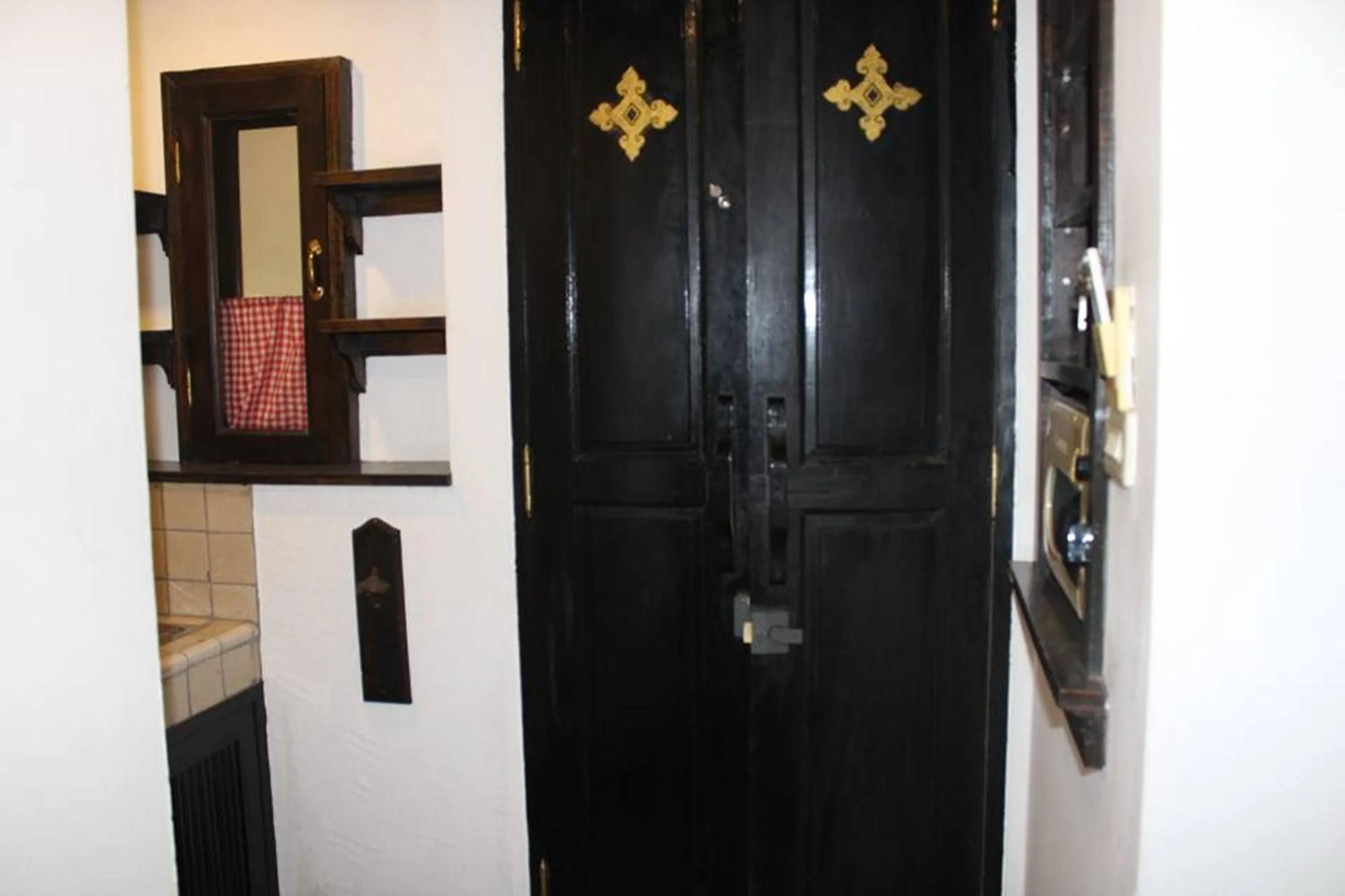 wardrobe in Baan Orawee Boutique Hotel