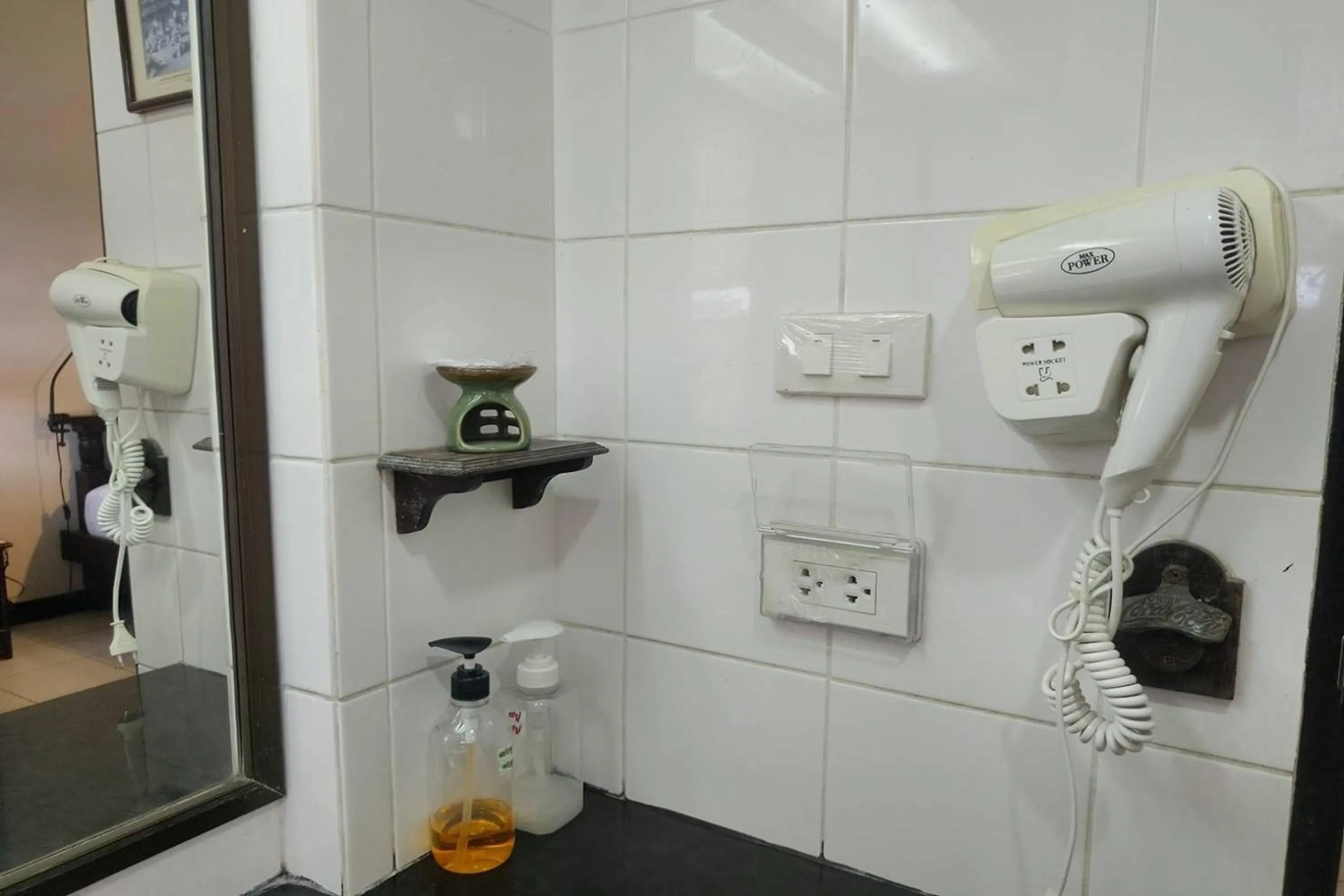 Bathroom in Baan Orawee Boutique Hotel