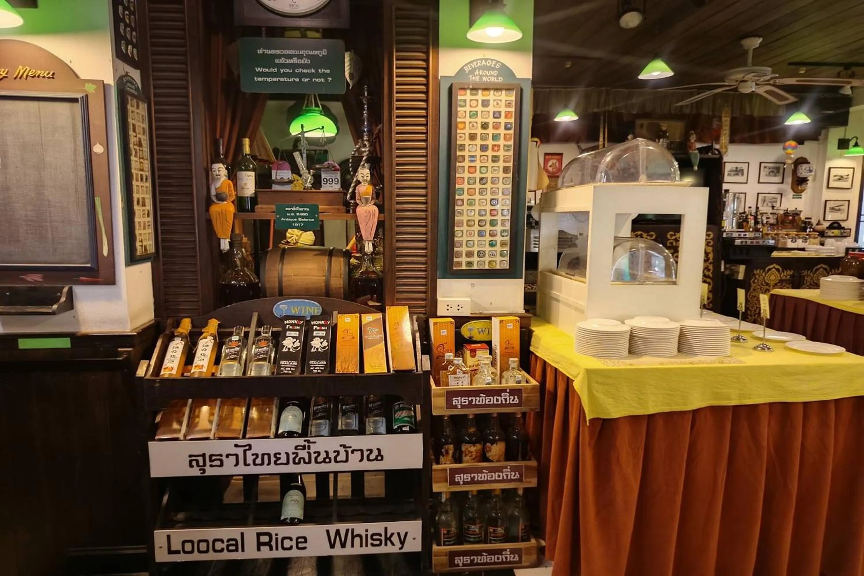 Restaurant/places to eat in Baan Orawee Boutique Hotel