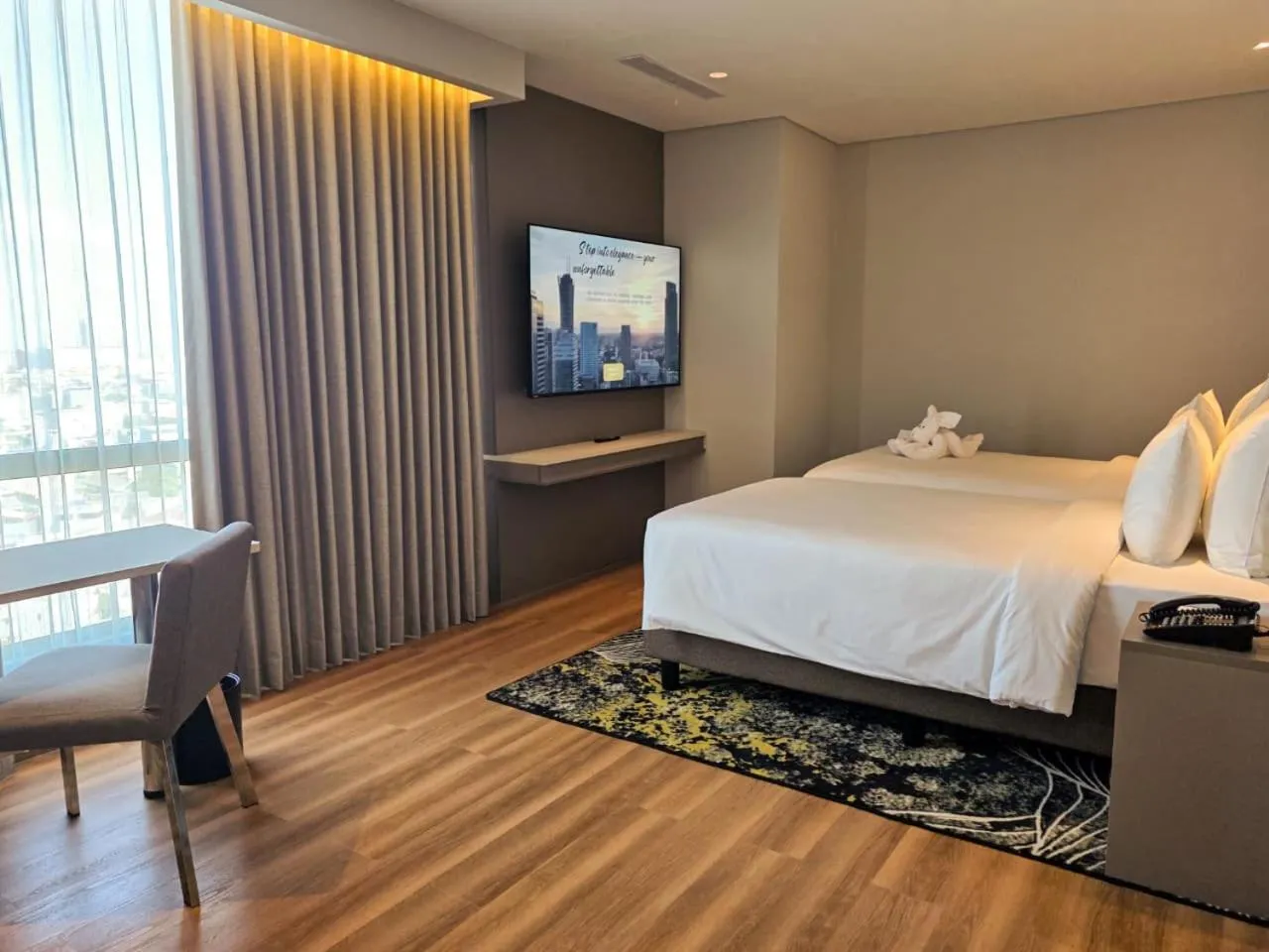 Bedroom, Bed in The Grand Platinum Jakarta