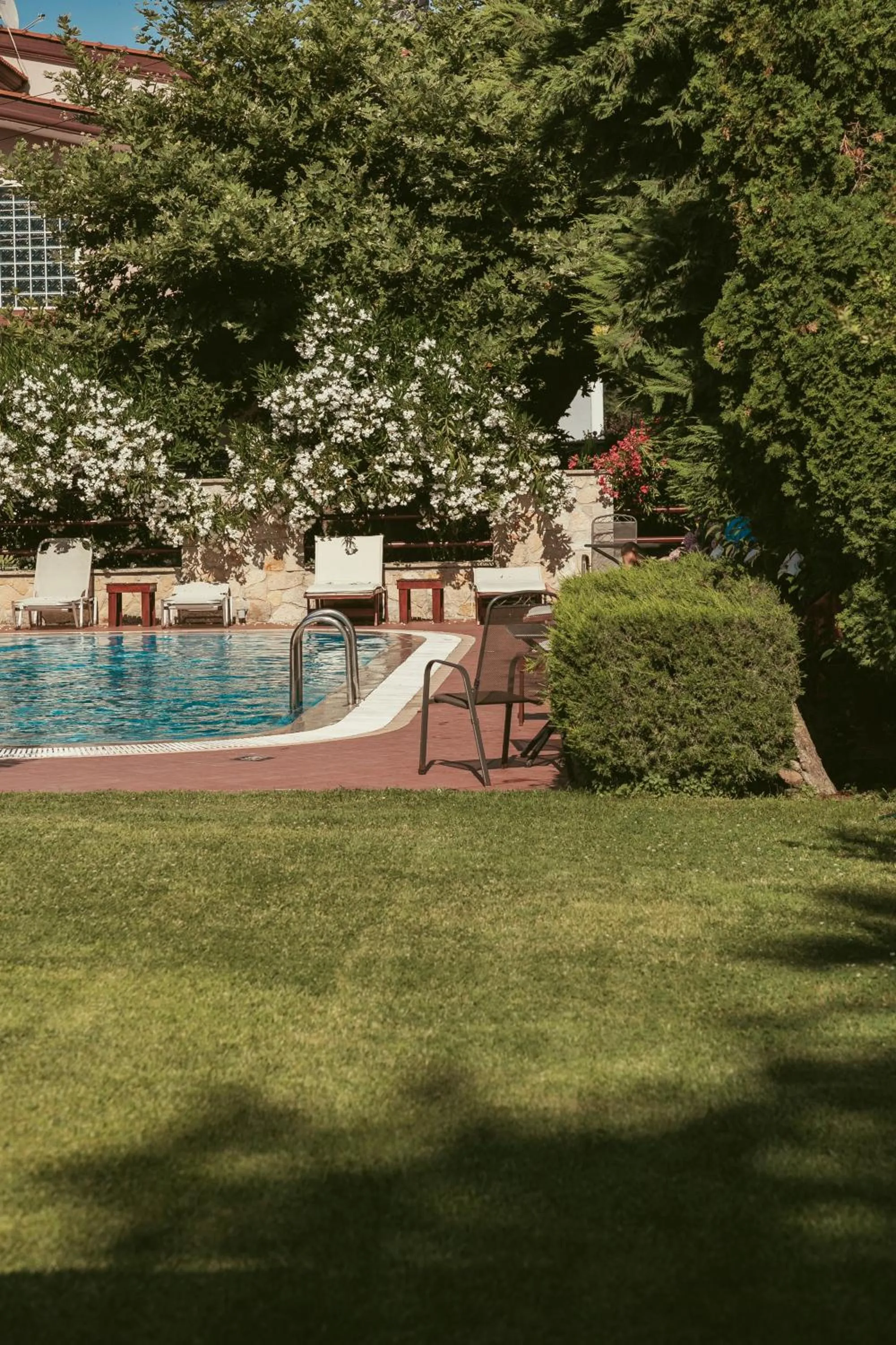 Garden in Electra Hotel