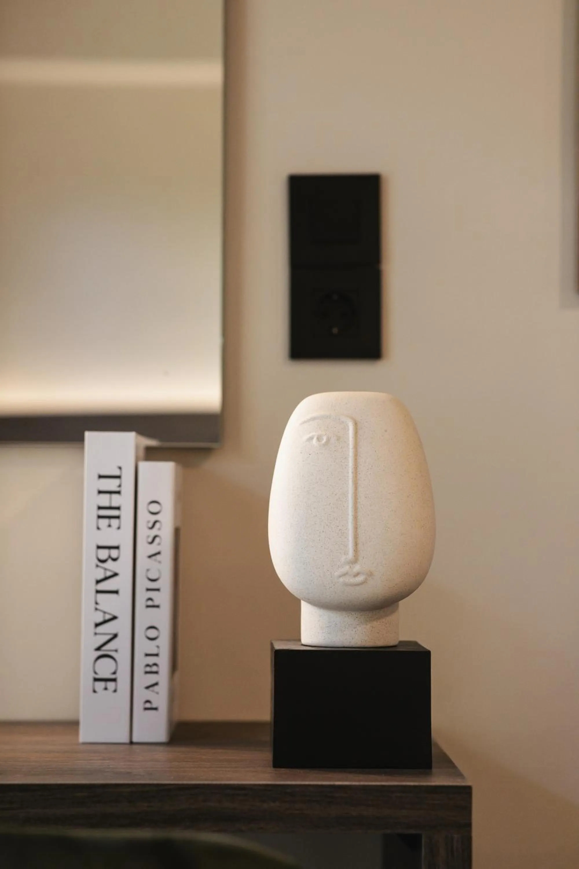 Decorative detail in Electra Hotel